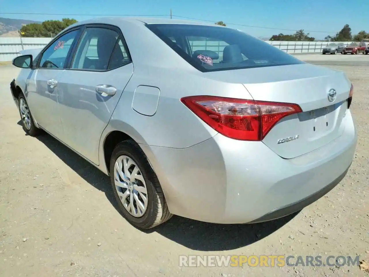 3 Photograph of a damaged car 5YFBURHE5KP928249 TOYOTA COROLLA 2019