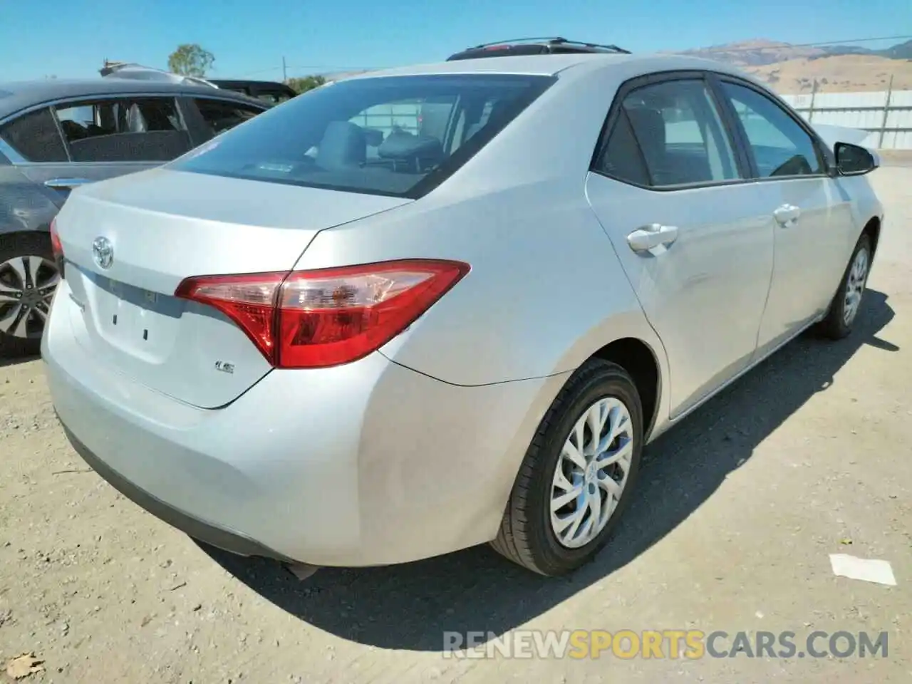 4 Photograph of a damaged car 5YFBURHE5KP928249 TOYOTA COROLLA 2019