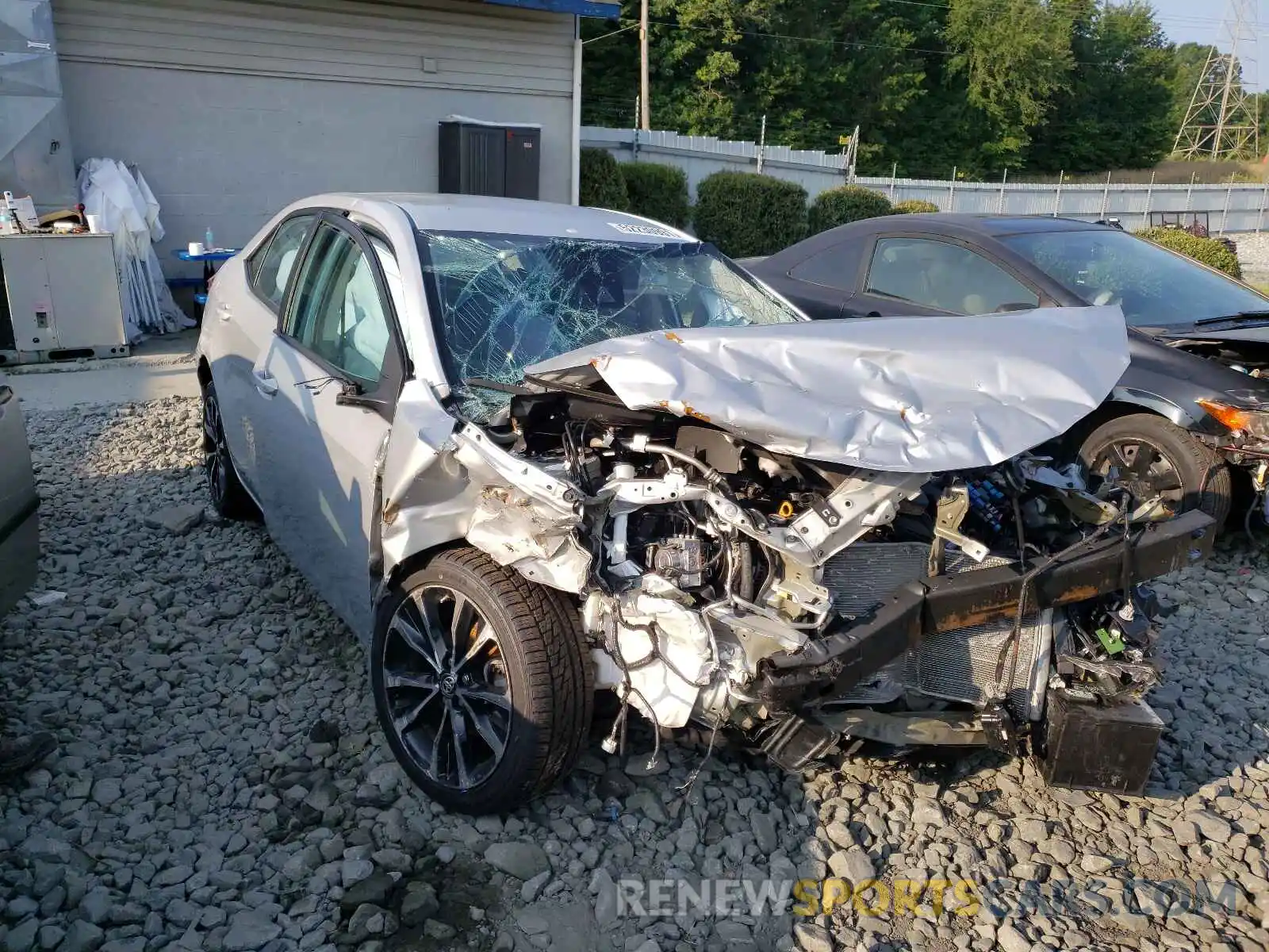 1 Photograph of a damaged car 5YFBURHE5KP928350 TOYOTA COROLLA 2019