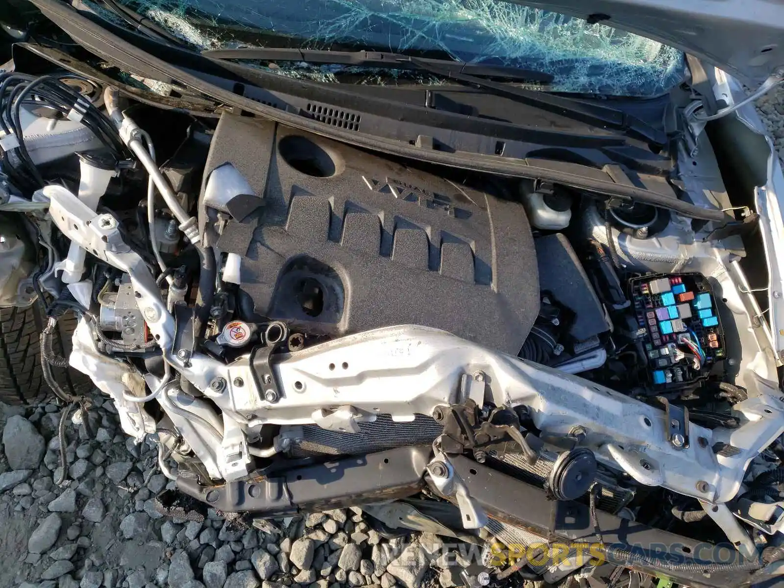 7 Photograph of a damaged car 5YFBURHE5KP928350 TOYOTA COROLLA 2019