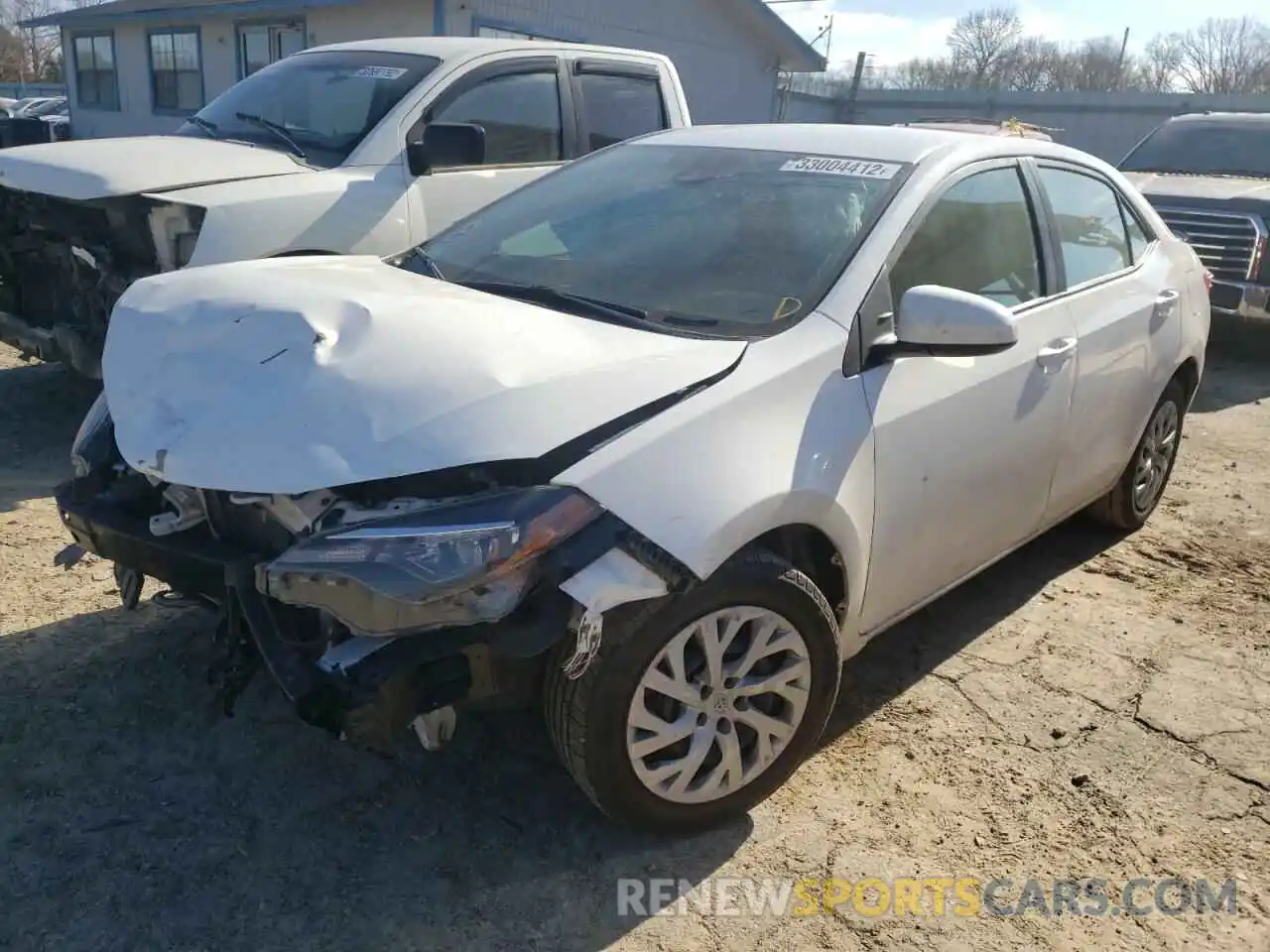 2 Photograph of a damaged car 5YFBURHE5KP928655 TOYOTA COROLLA 2019