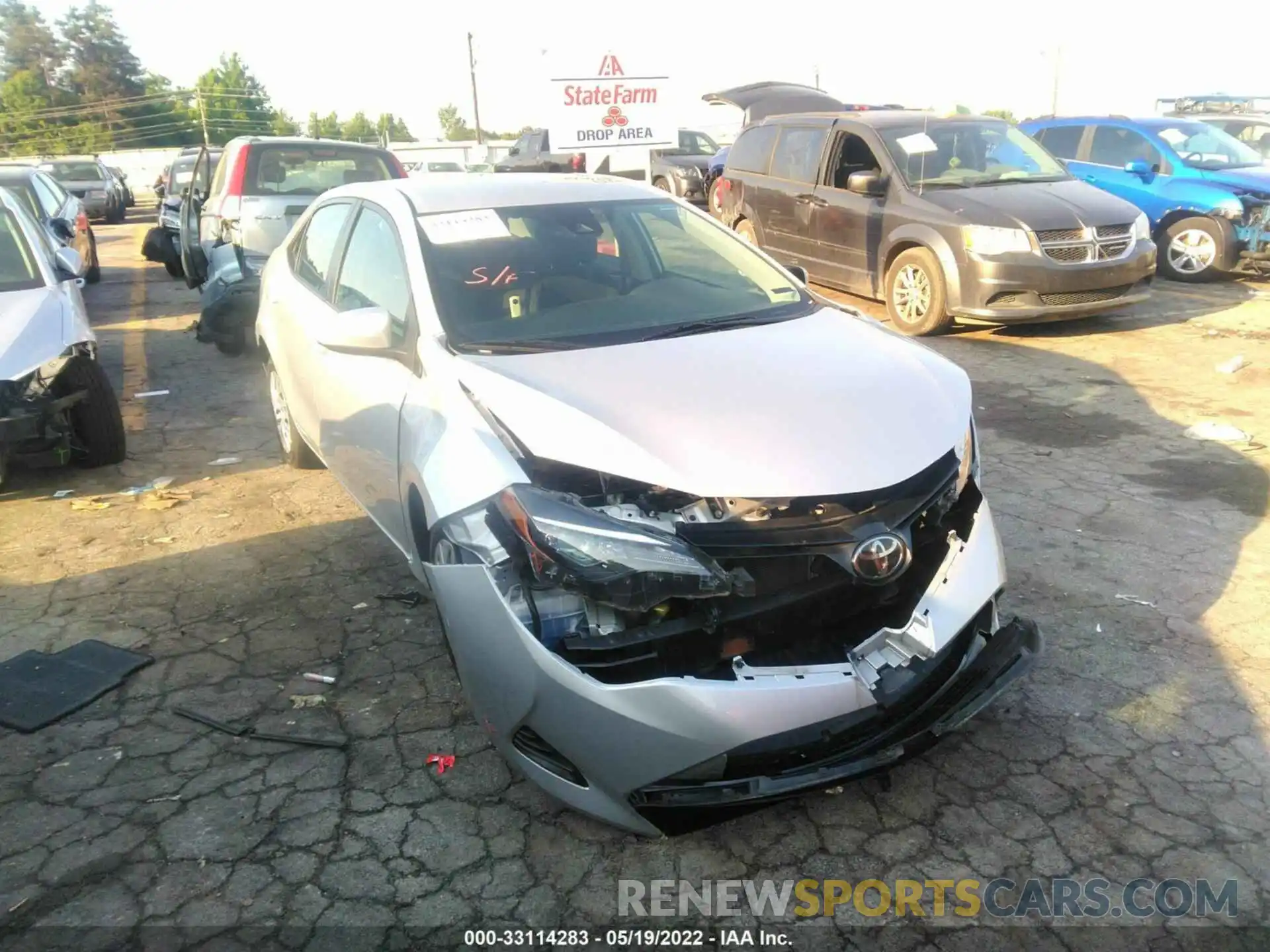 6 Photograph of a damaged car 5YFBURHE5KP929014 TOYOTA COROLLA 2019