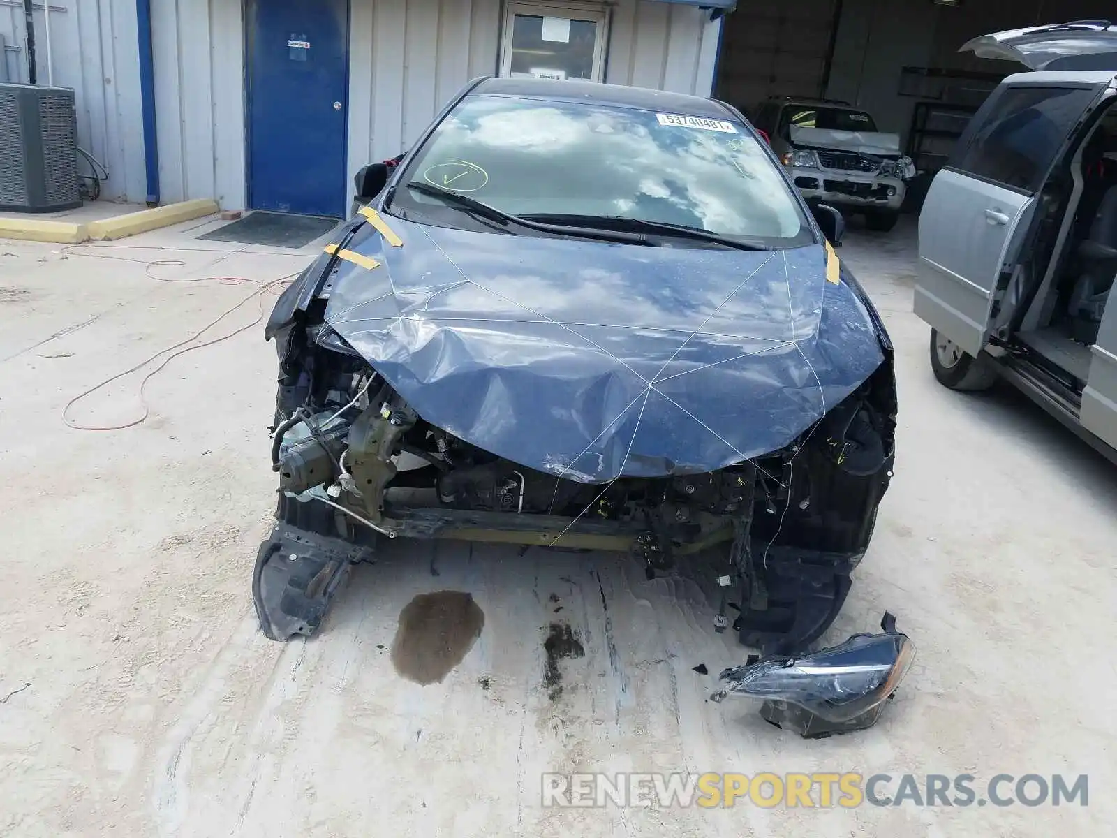 9 Photograph of a damaged car 5YFBURHE5KP929059 TOYOTA COROLLA 2019