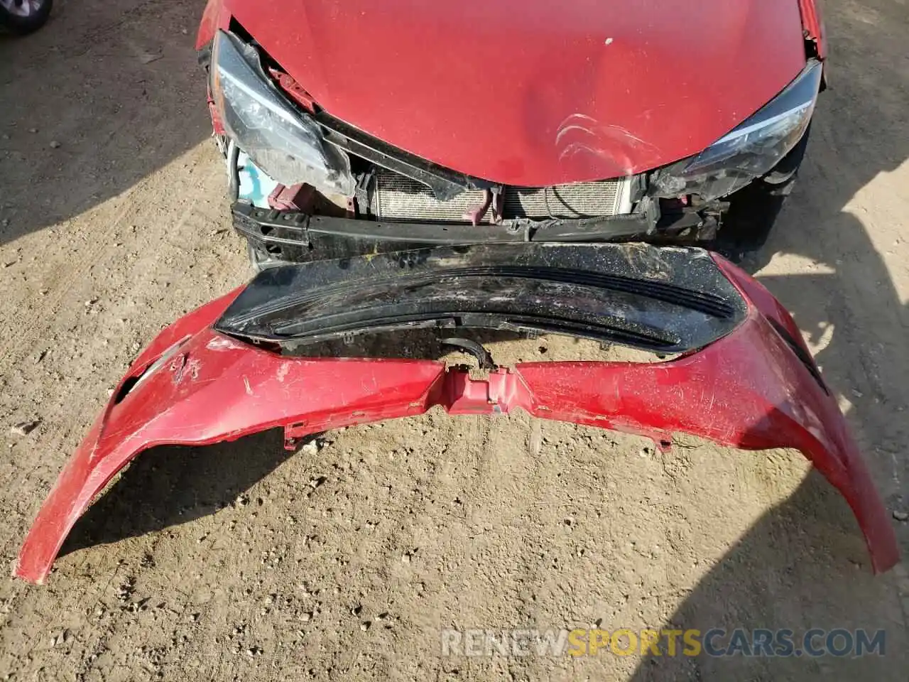 9 Photograph of a damaged car 5YFBURHE5KP929210 TOYOTA COROLLA 2019