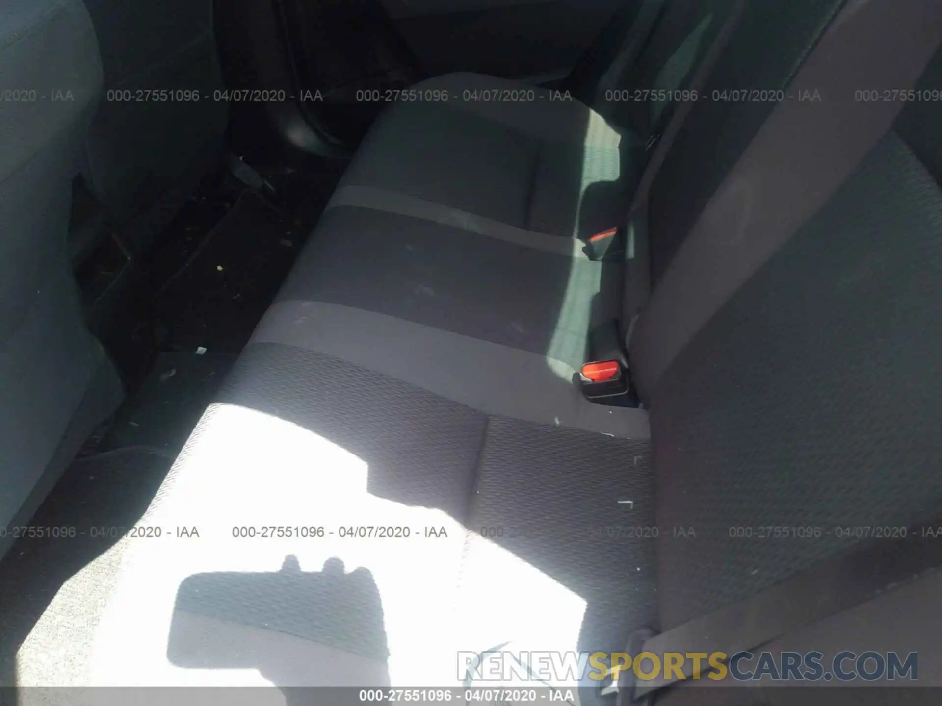 8 Photograph of a damaged car 5YFBURHE5KP929756 TOYOTA COROLLA 2019