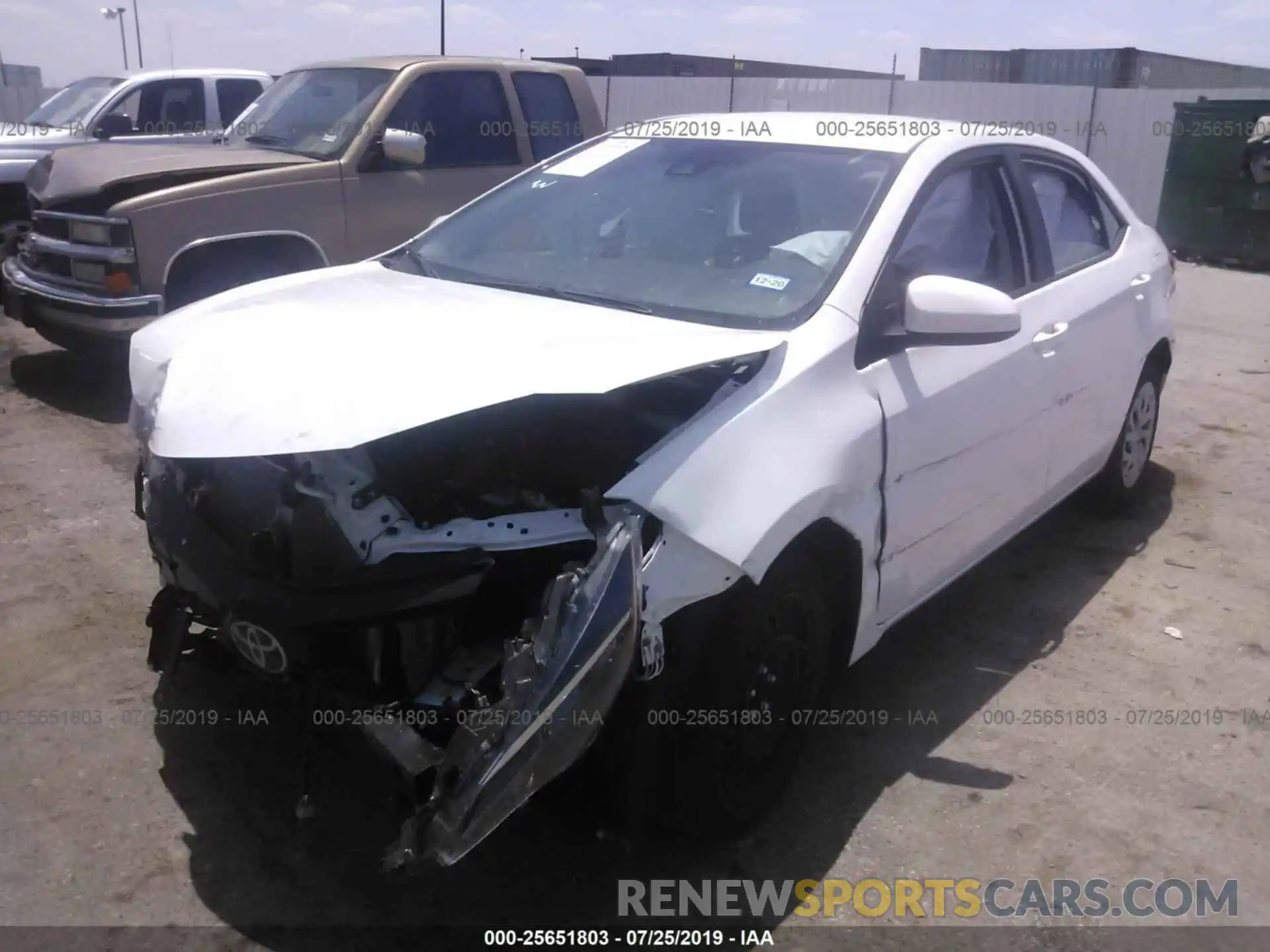 2 Photograph of a damaged car 5YFBURHE5KP930583 TOYOTA COROLLA 2019