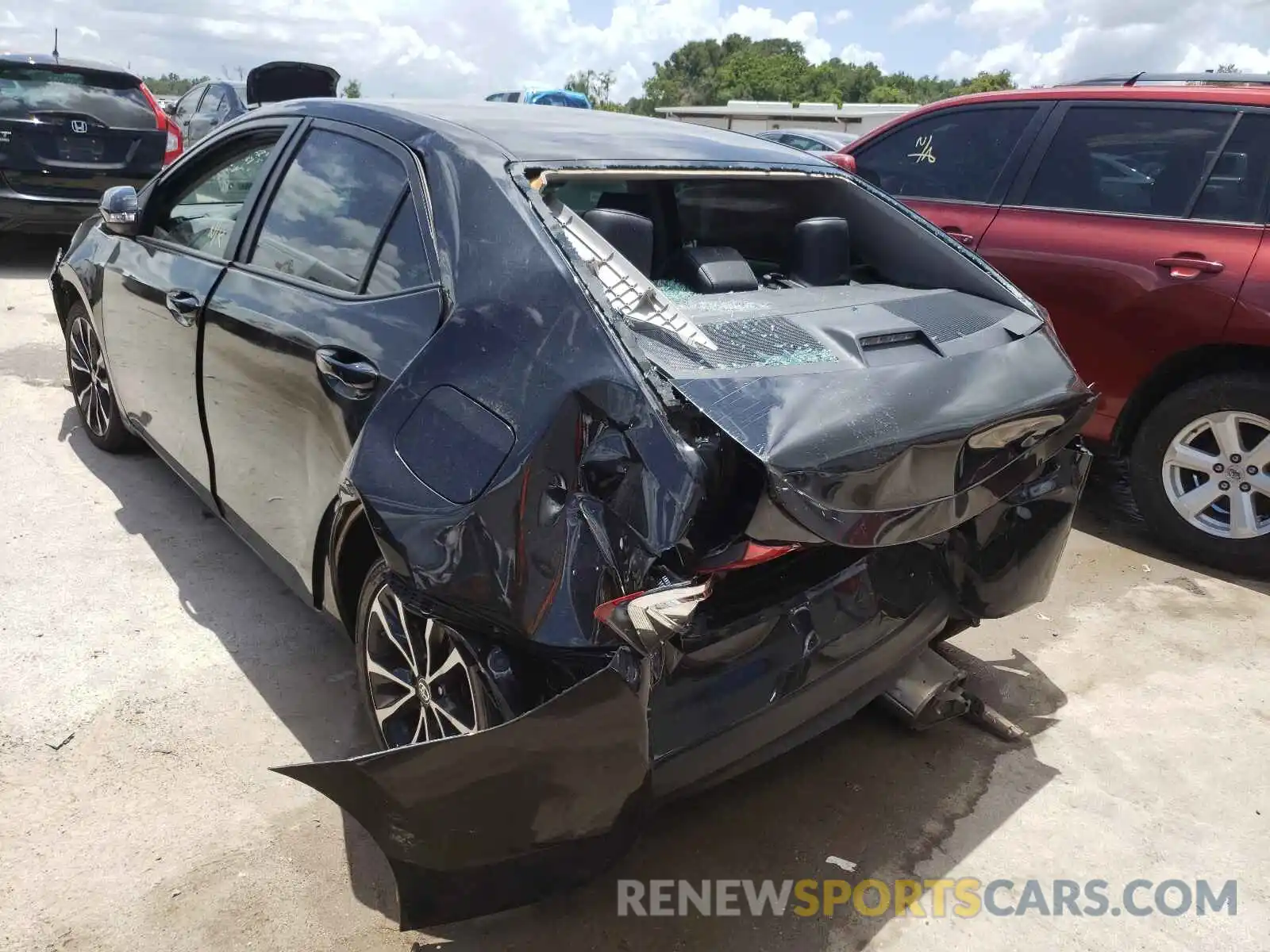 3 Photograph of a damaged car 5YFBURHE5KP930857 TOYOTA COROLLA 2019