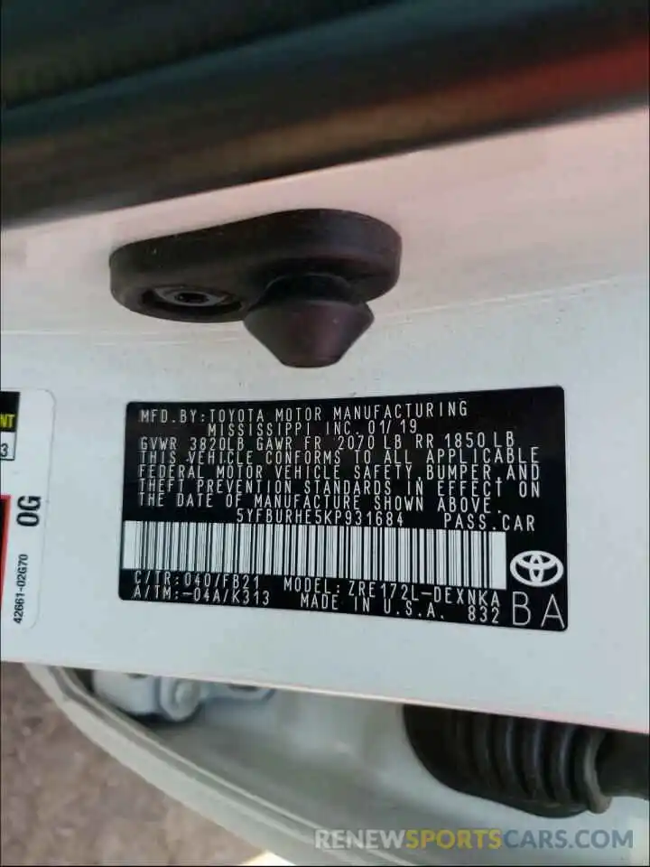 10 Photograph of a damaged car 5YFBURHE5KP931684 TOYOTA COROLLA 2019