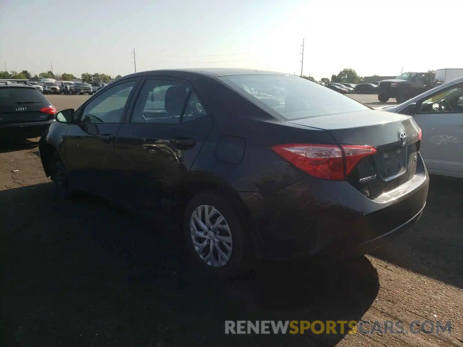 3 Photograph of a damaged car 5YFBURHE5KP932561 TOYOTA COROLLA 2019