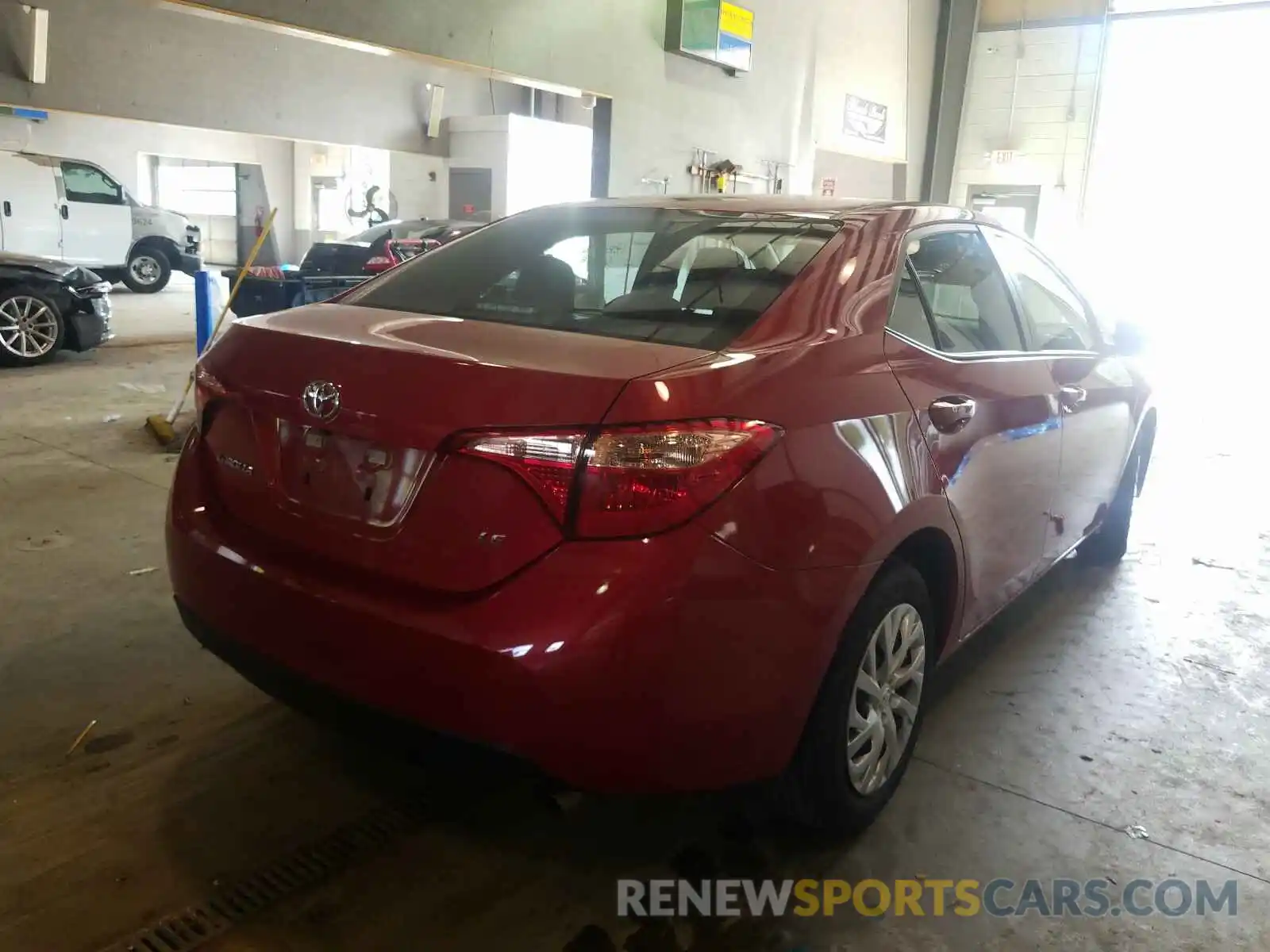 4 Photograph of a damaged car 5YFBURHE5KP933466 TOYOTA COROLLA 2019