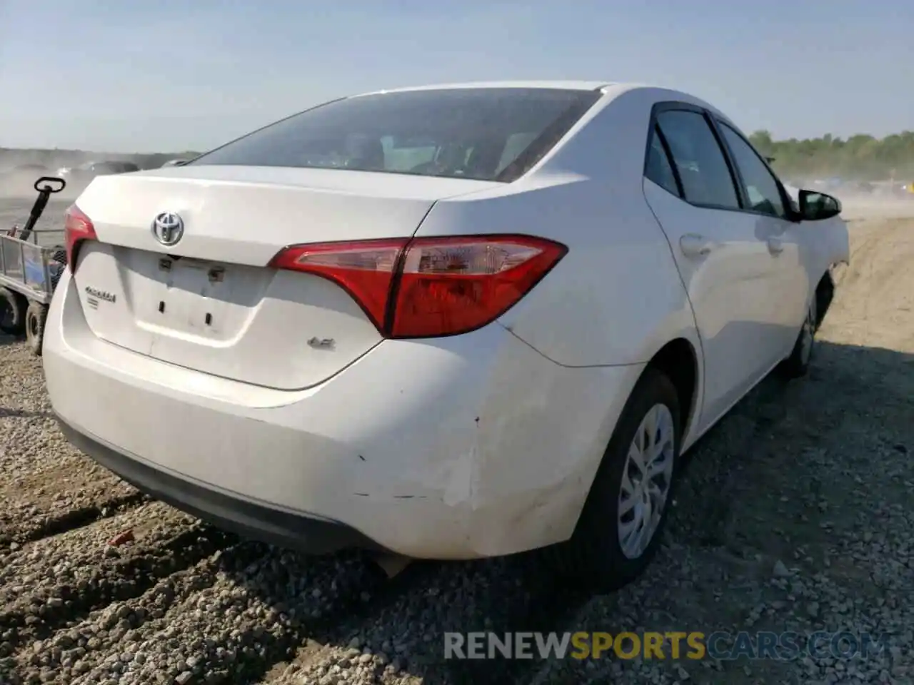 4 Photograph of a damaged car 5YFBURHE5KP934021 TOYOTA COROLLA 2019