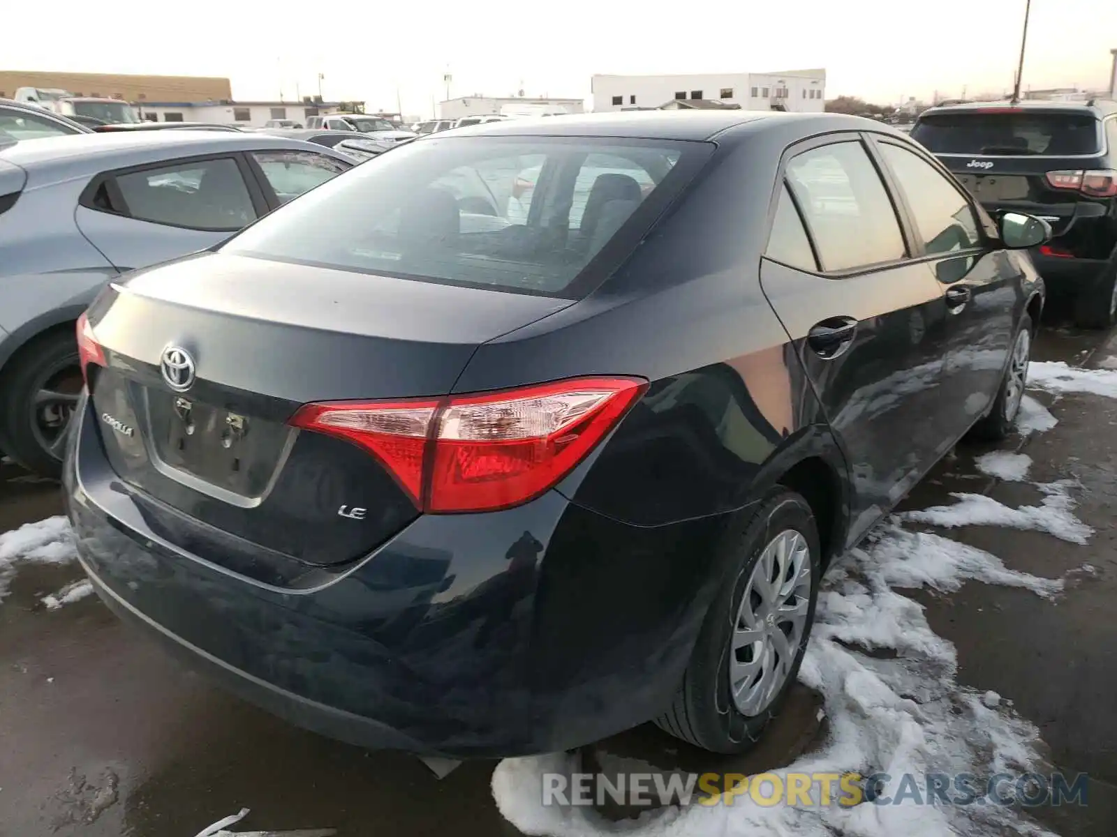 4 Photograph of a damaged car 5YFBURHE5KP934035 TOYOTA COROLLA 2019