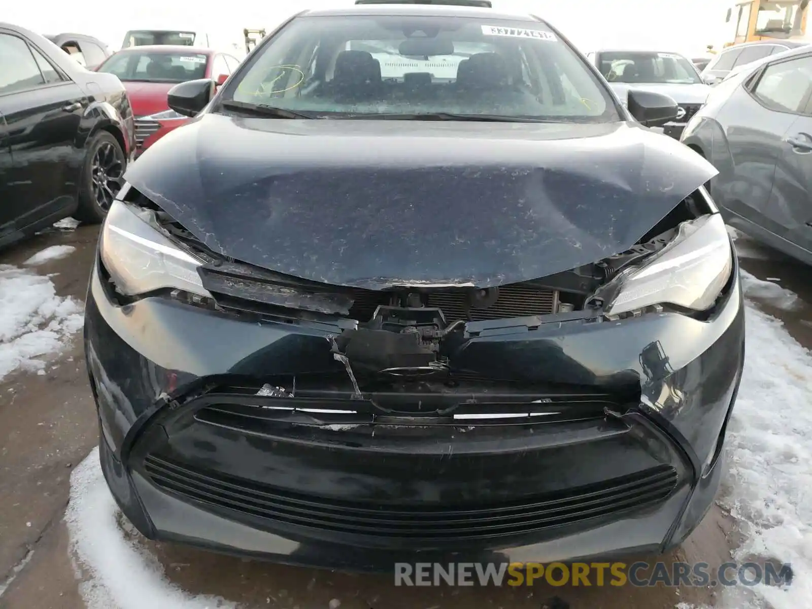 9 Photograph of a damaged car 5YFBURHE5KP934035 TOYOTA COROLLA 2019