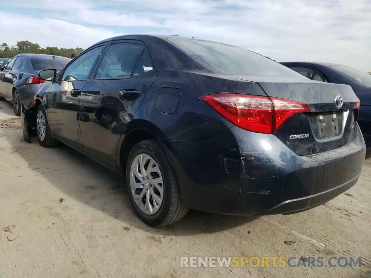 3 Photograph of a damaged car 5YFBURHE5KP934424 TOYOTA COROLLA 2019