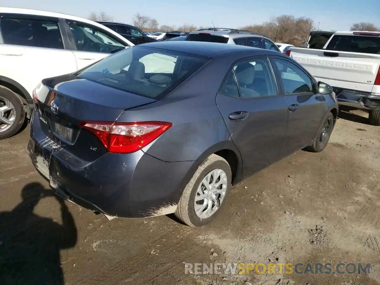 4 Photograph of a damaged car 5YFBURHE5KP935816 TOYOTA COROLLA 2019