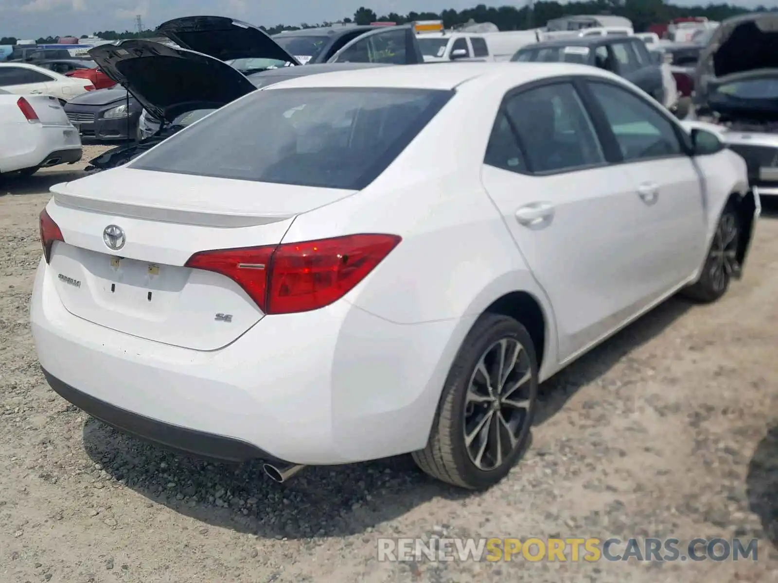 4 Фотография поврежденного автомобиля 5YFBURHE5KP935945 TOYOTA COROLLA 2019