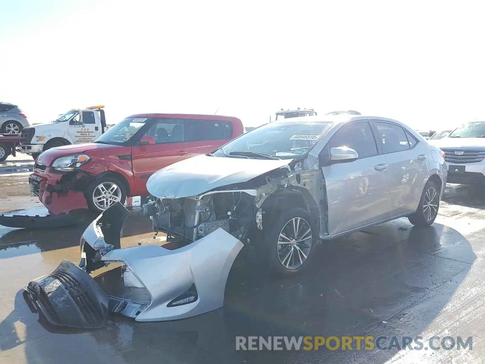 2 Photograph of a damaged car 5YFBURHE5KP935959 TOYOTA COROLLA 2019