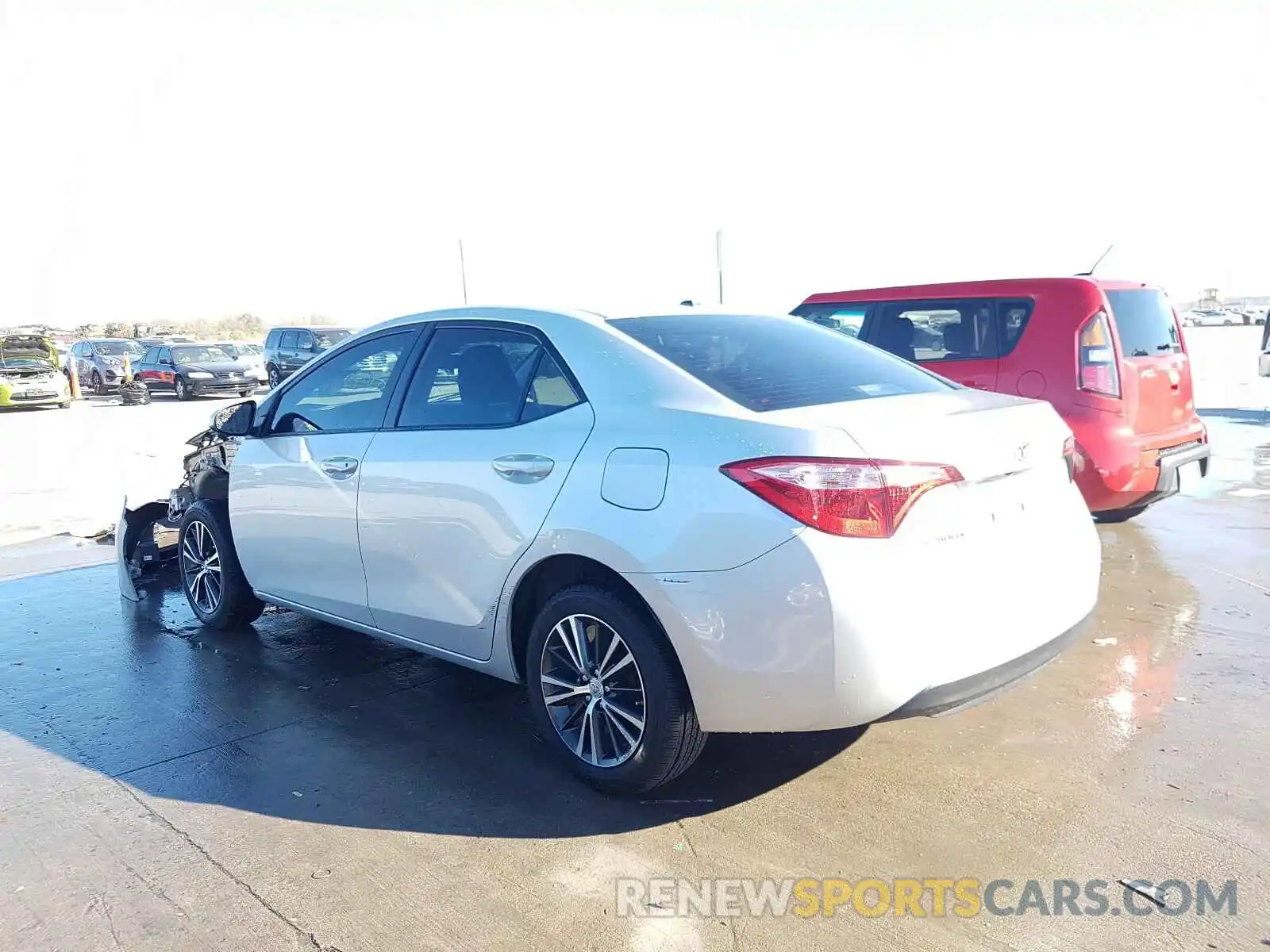 3 Photograph of a damaged car 5YFBURHE5KP935959 TOYOTA COROLLA 2019