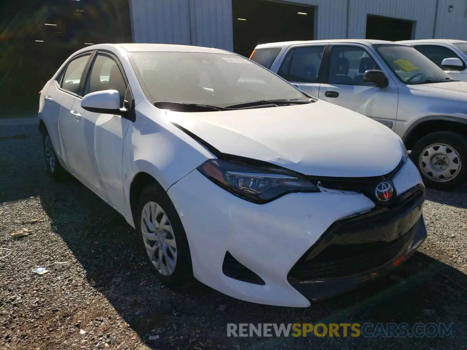 1 Photograph of a damaged car 5YFBURHE5KP935962 TOYOTA COROLLA 2019