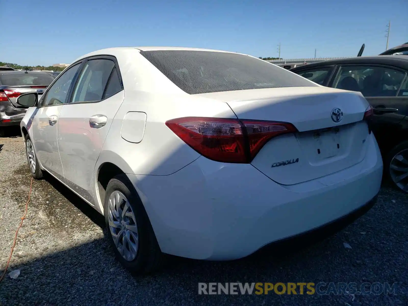 3 Photograph of a damaged car 5YFBURHE5KP935962 TOYOTA COROLLA 2019