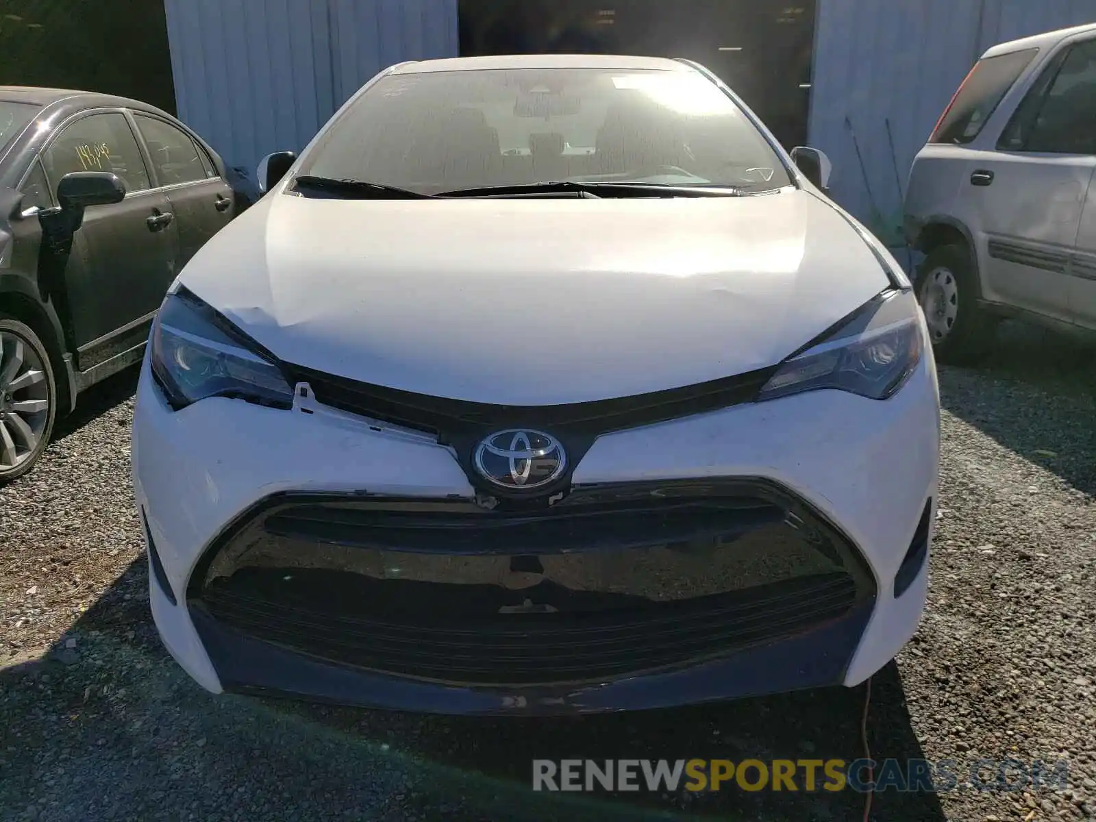 9 Photograph of a damaged car 5YFBURHE5KP935962 TOYOTA COROLLA 2019