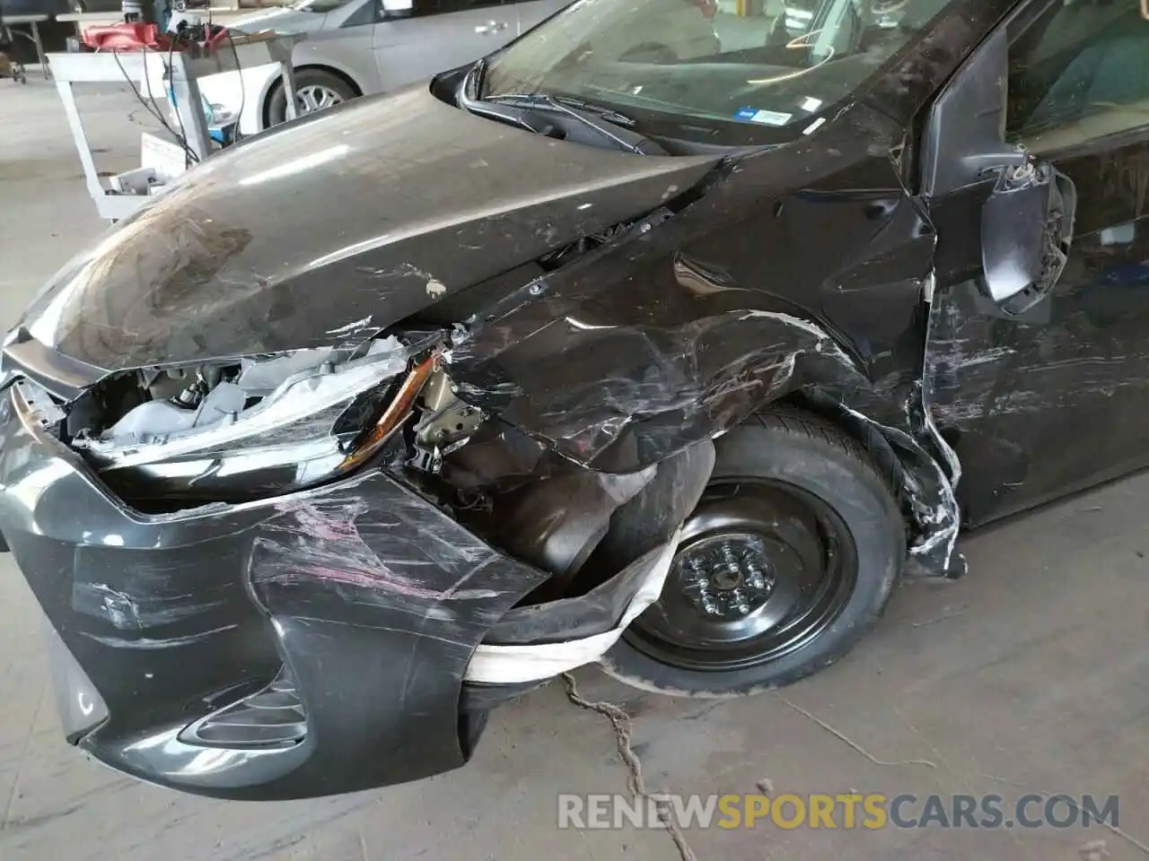 9 Photograph of a damaged car 5YFBURHE5KP936223 TOYOTA COROLLA 2019