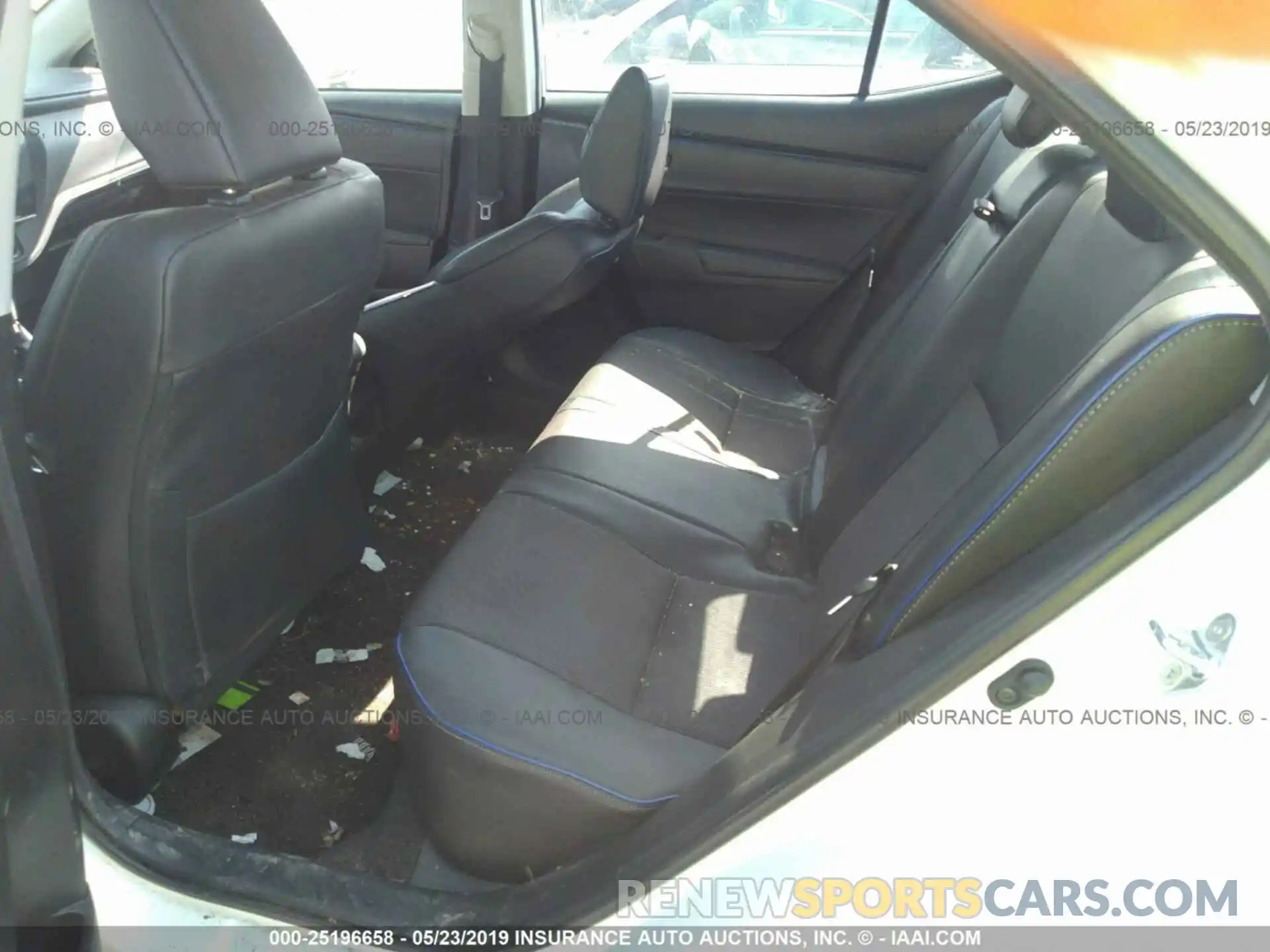 8 Photograph of a damaged car 5YFBURHE5KP936433 TOYOTA COROLLA 2019