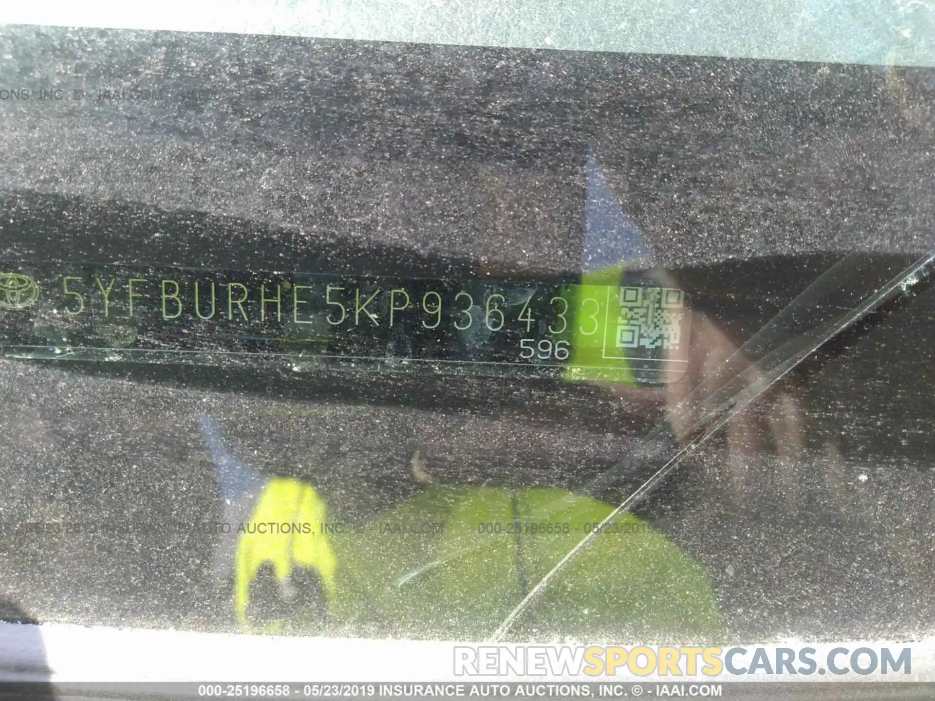 9 Photograph of a damaged car 5YFBURHE5KP936433 TOYOTA COROLLA 2019