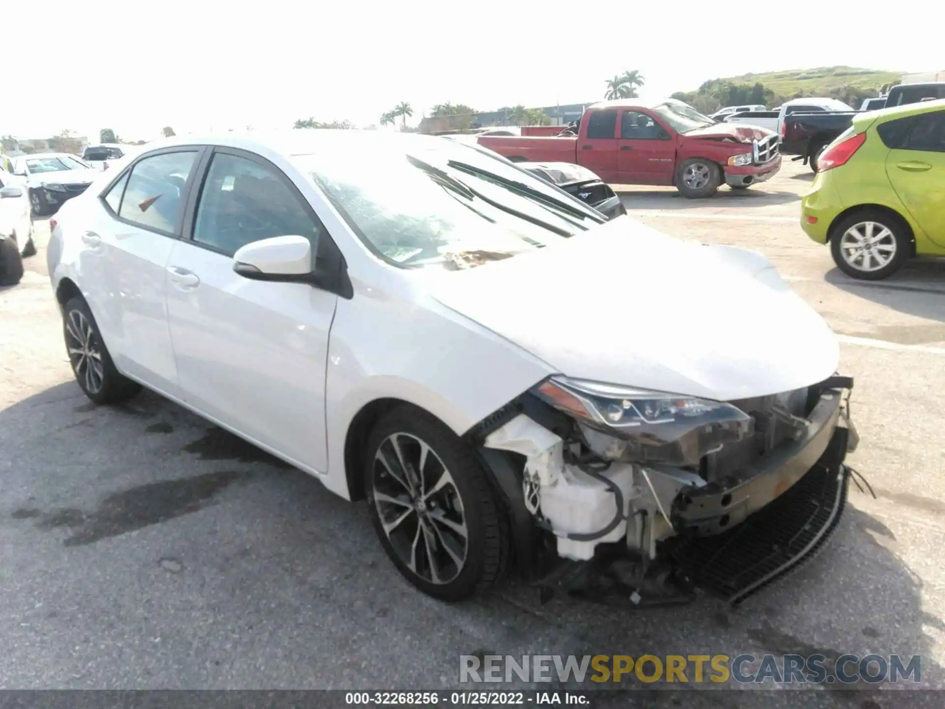 1 Photograph of a damaged car 5YFBURHE5KP936500 TOYOTA COROLLA 2019