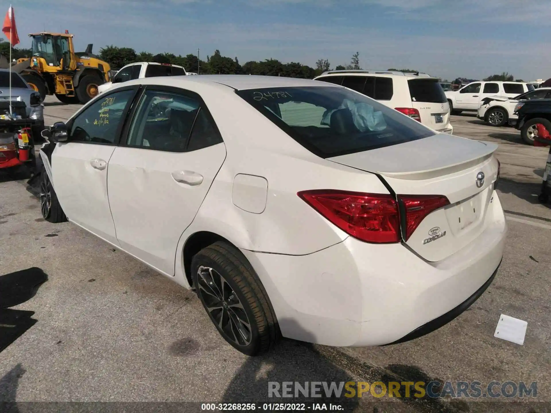 3 Photograph of a damaged car 5YFBURHE5KP936500 TOYOTA COROLLA 2019