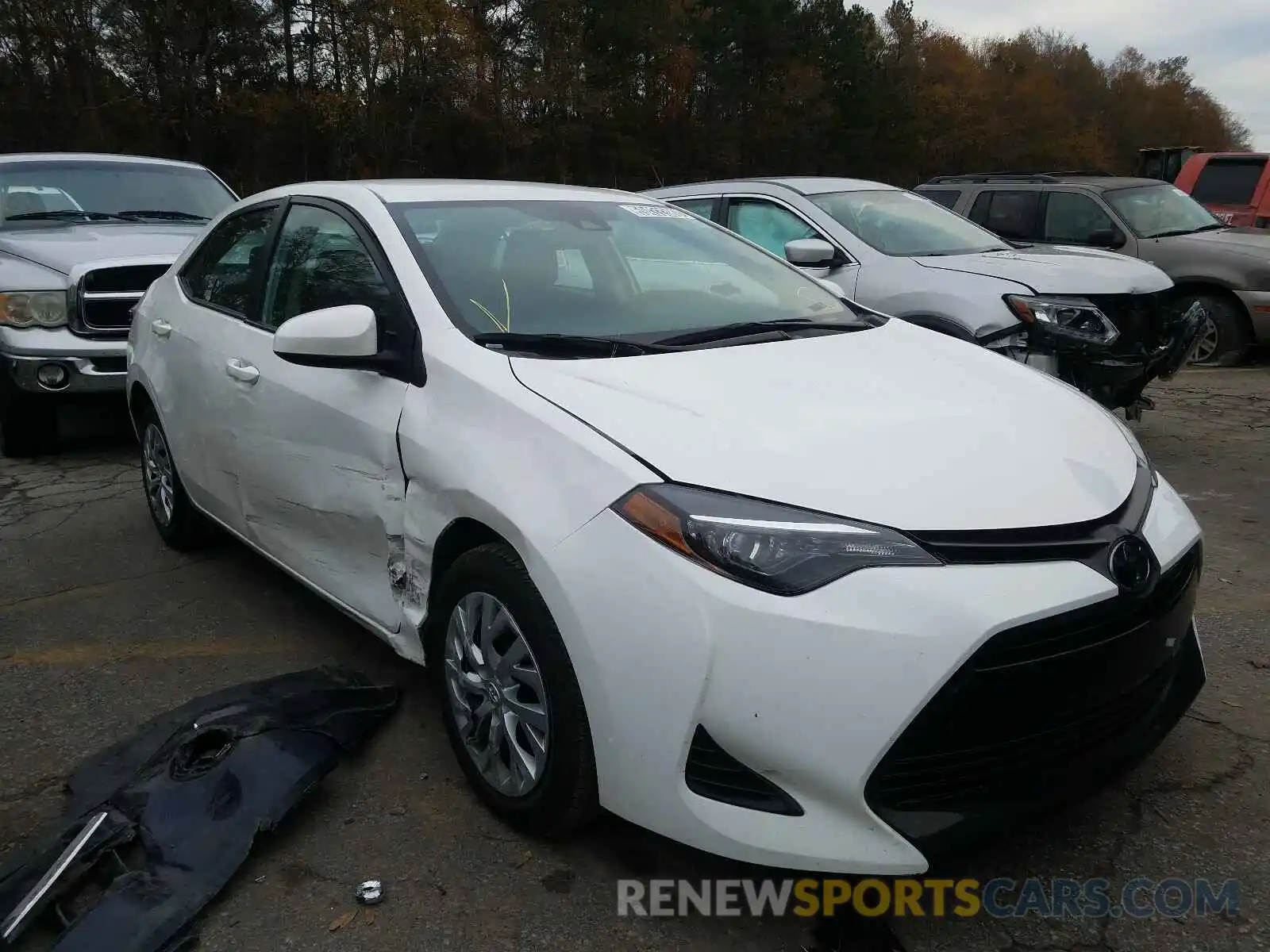 1 Photograph of a damaged car 5YFBURHE5KP937131 TOYOTA COROLLA 2019