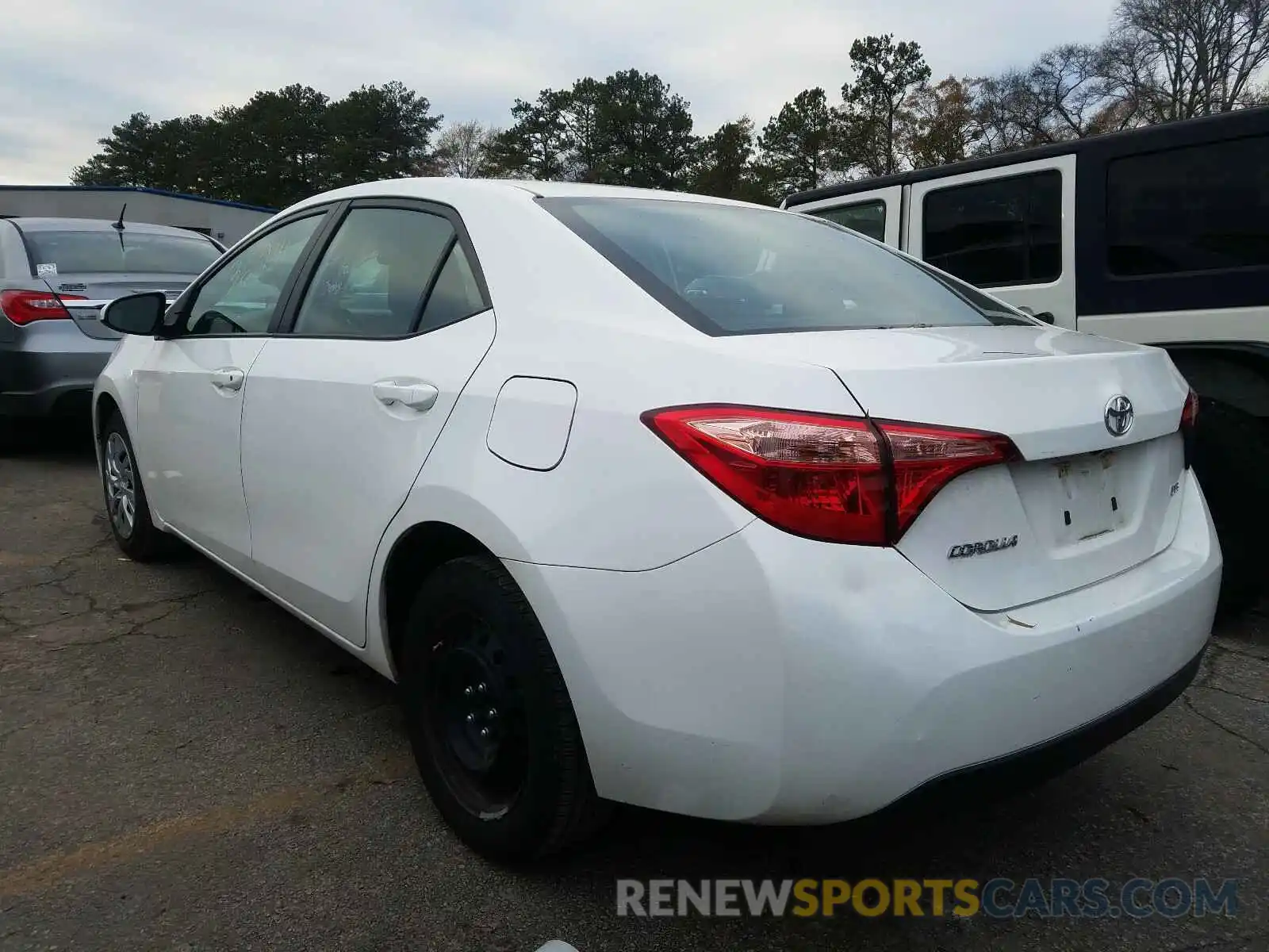 3 Photograph of a damaged car 5YFBURHE5KP937131 TOYOTA COROLLA 2019