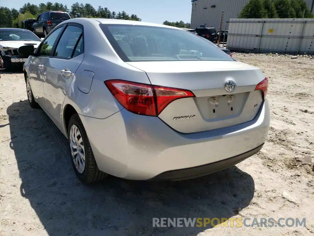 3 Photograph of a damaged car 5YFBURHE5KP938120 TOYOTA COROLLA 2019