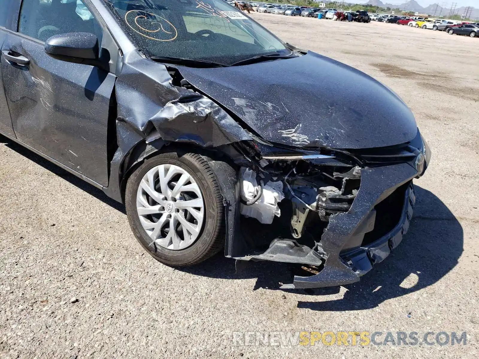 9 Photograph of a damaged car 5YFBURHE5KP938232 TOYOTA COROLLA 2019