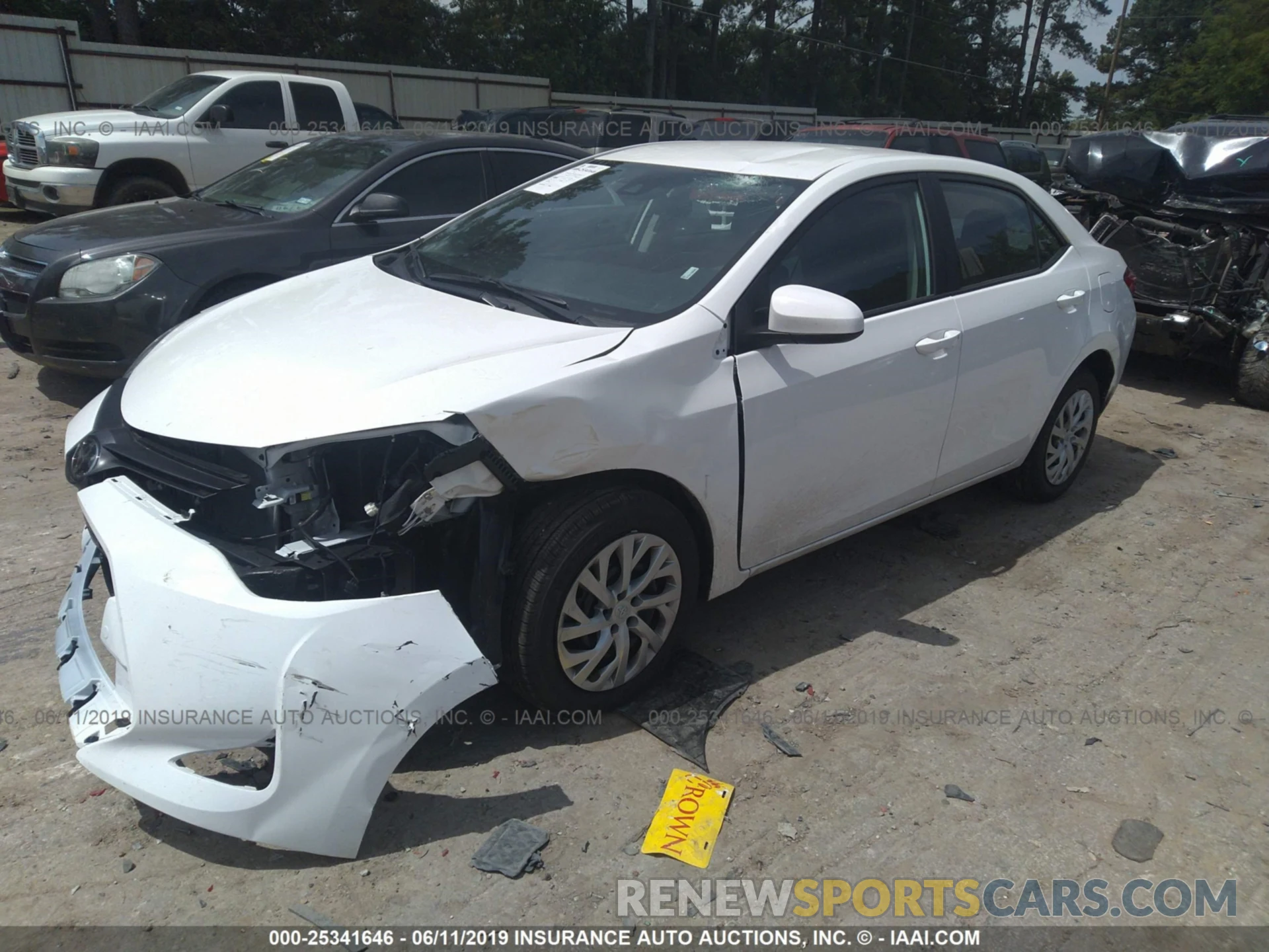 2 Photograph of a damaged car 5YFBURHE5KP938599 TOYOTA COROLLA 2019