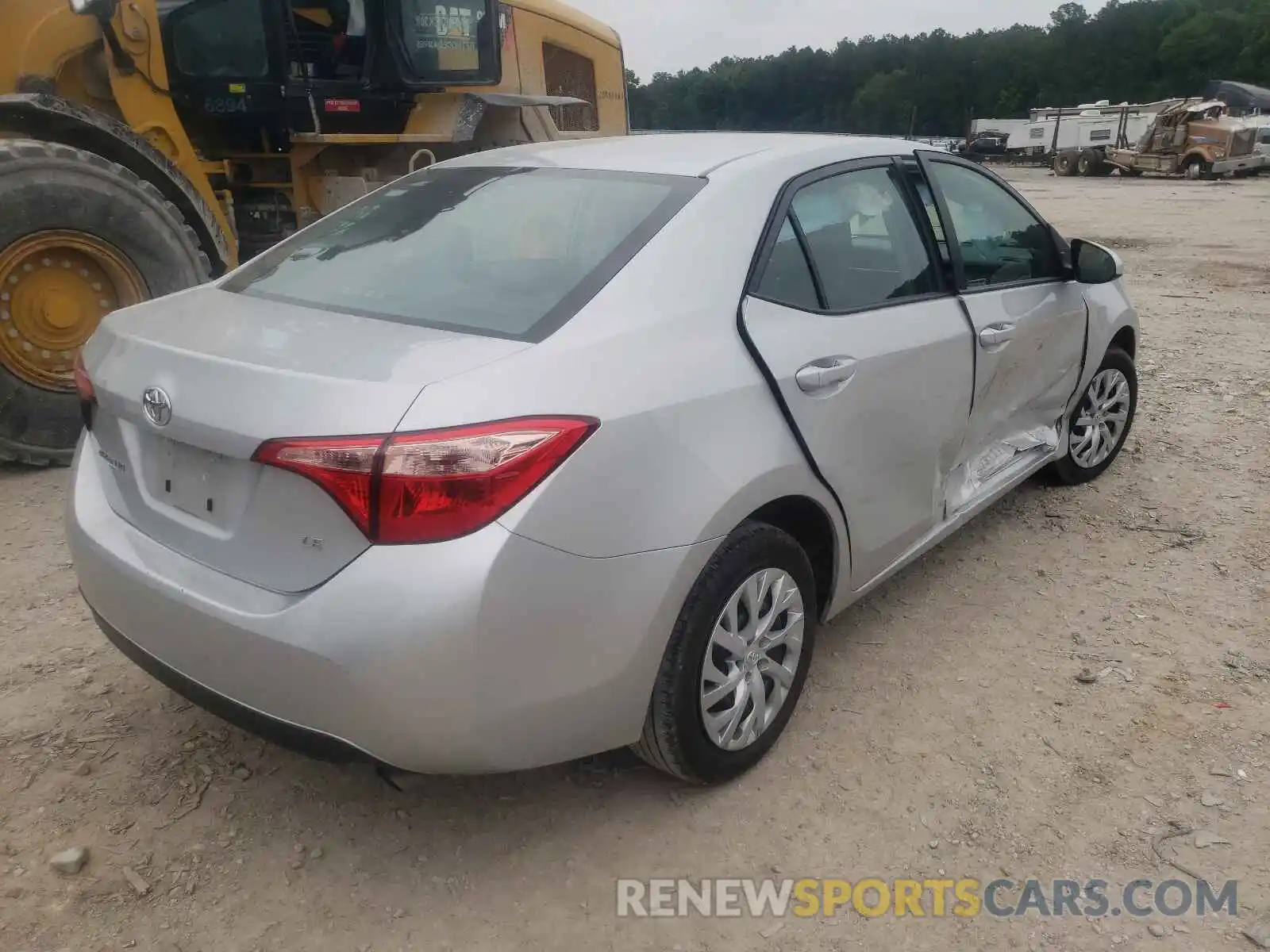 4 Photograph of a damaged car 5YFBURHE5KP938859 TOYOTA COROLLA 2019