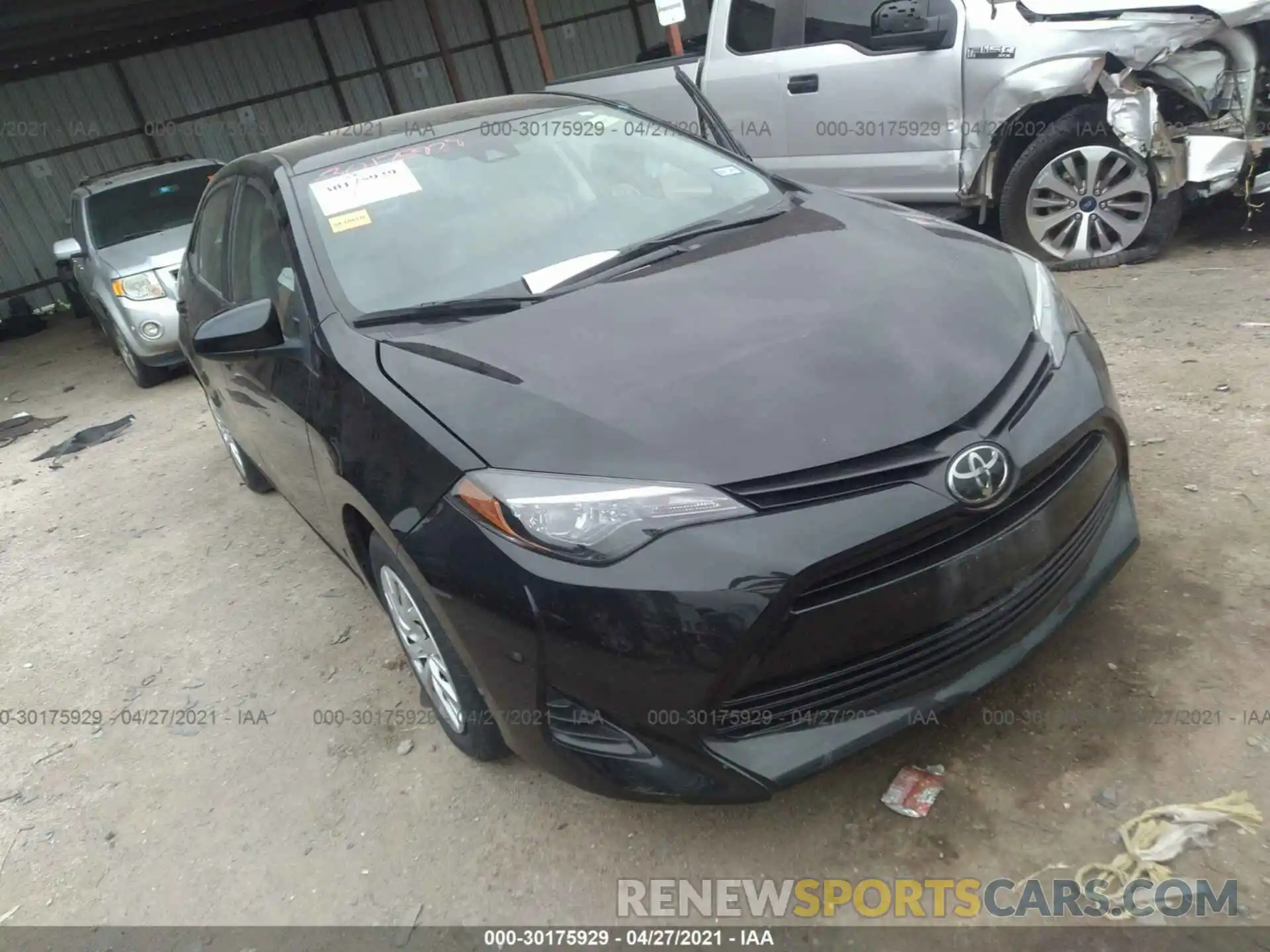 1 Photograph of a damaged car 5YFBURHE5KP938893 TOYOTA COROLLA 2019