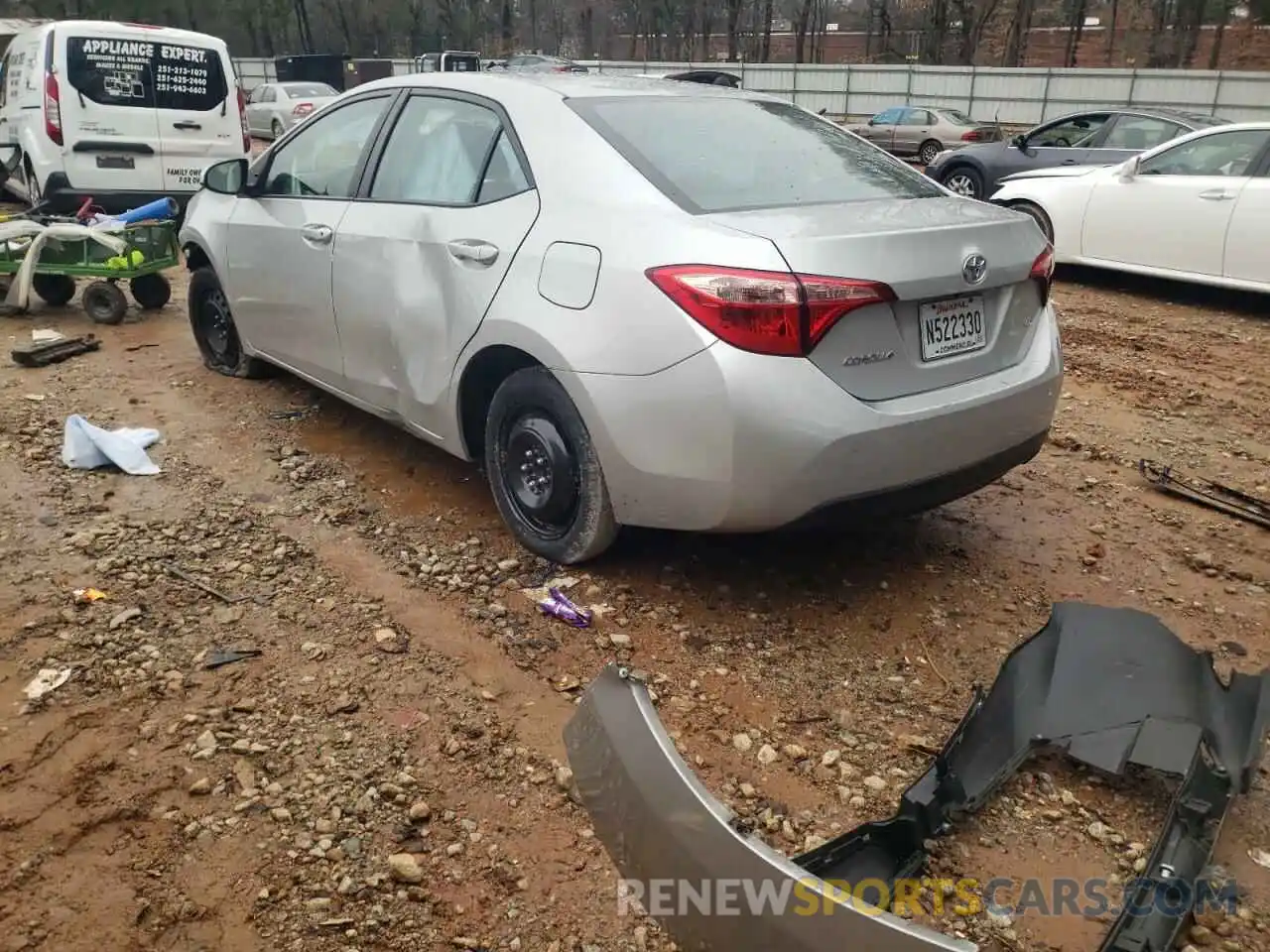 3 Photograph of a damaged car 5YFBURHE5KP939347 TOYOTA COROLLA 2019