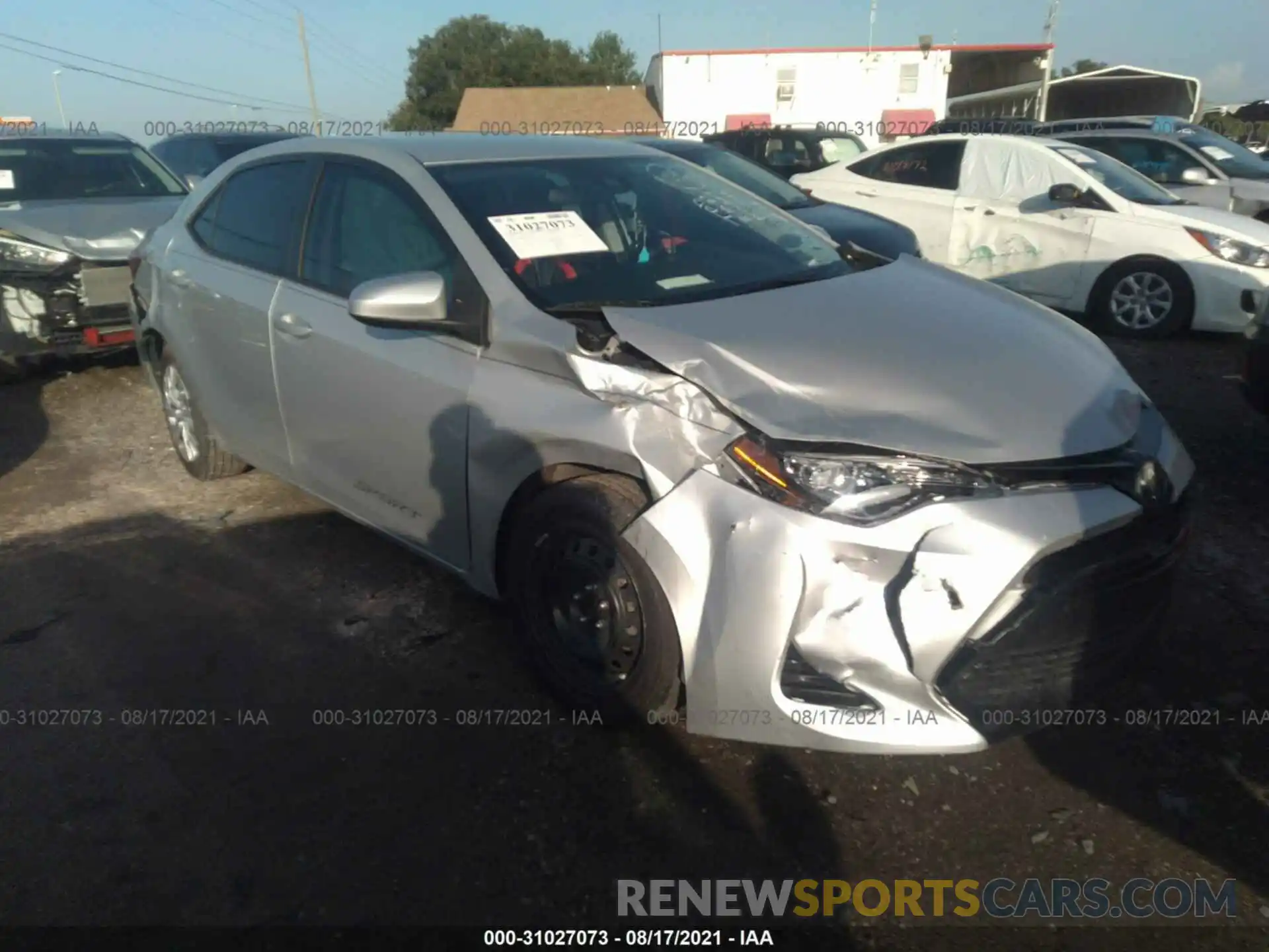 1 Photograph of a damaged car 5YFBURHE5KP939445 TOYOTA COROLLA 2019