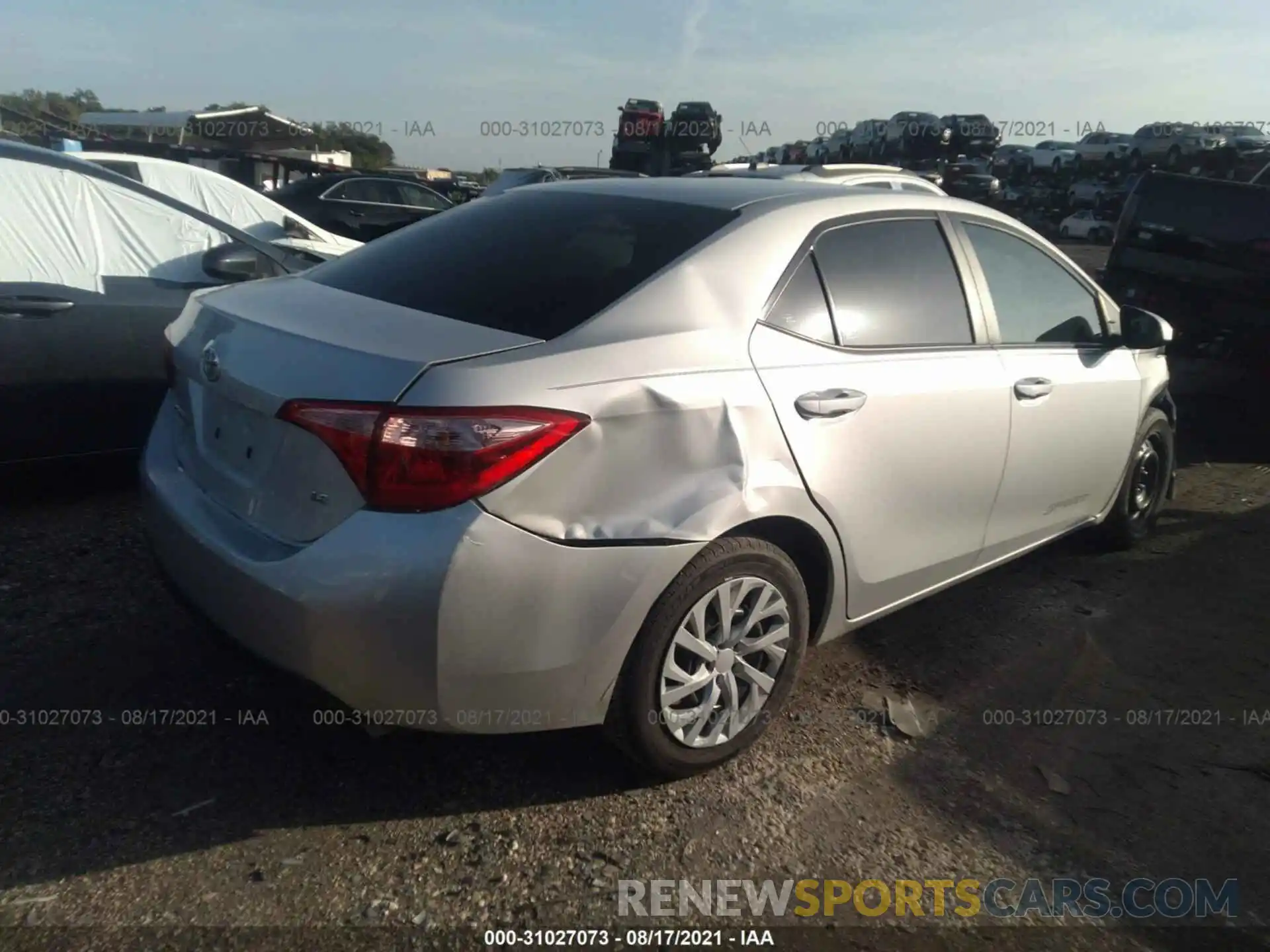 4 Photograph of a damaged car 5YFBURHE5KP939445 TOYOTA COROLLA 2019