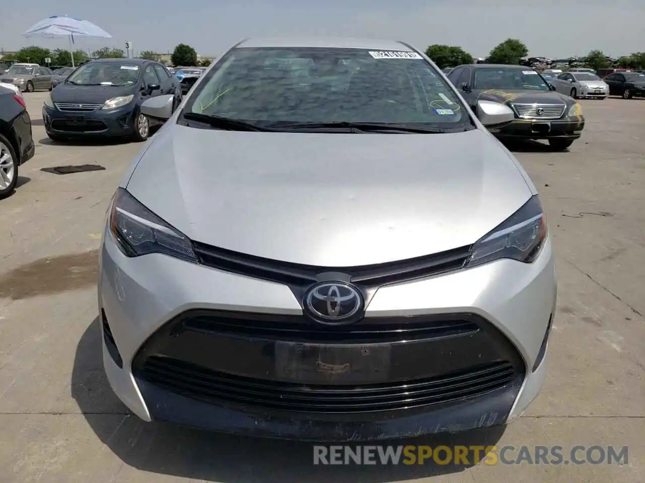 9 Photograph of a damaged car 5YFBURHE5KP939882 TOYOTA COROLLA 2019