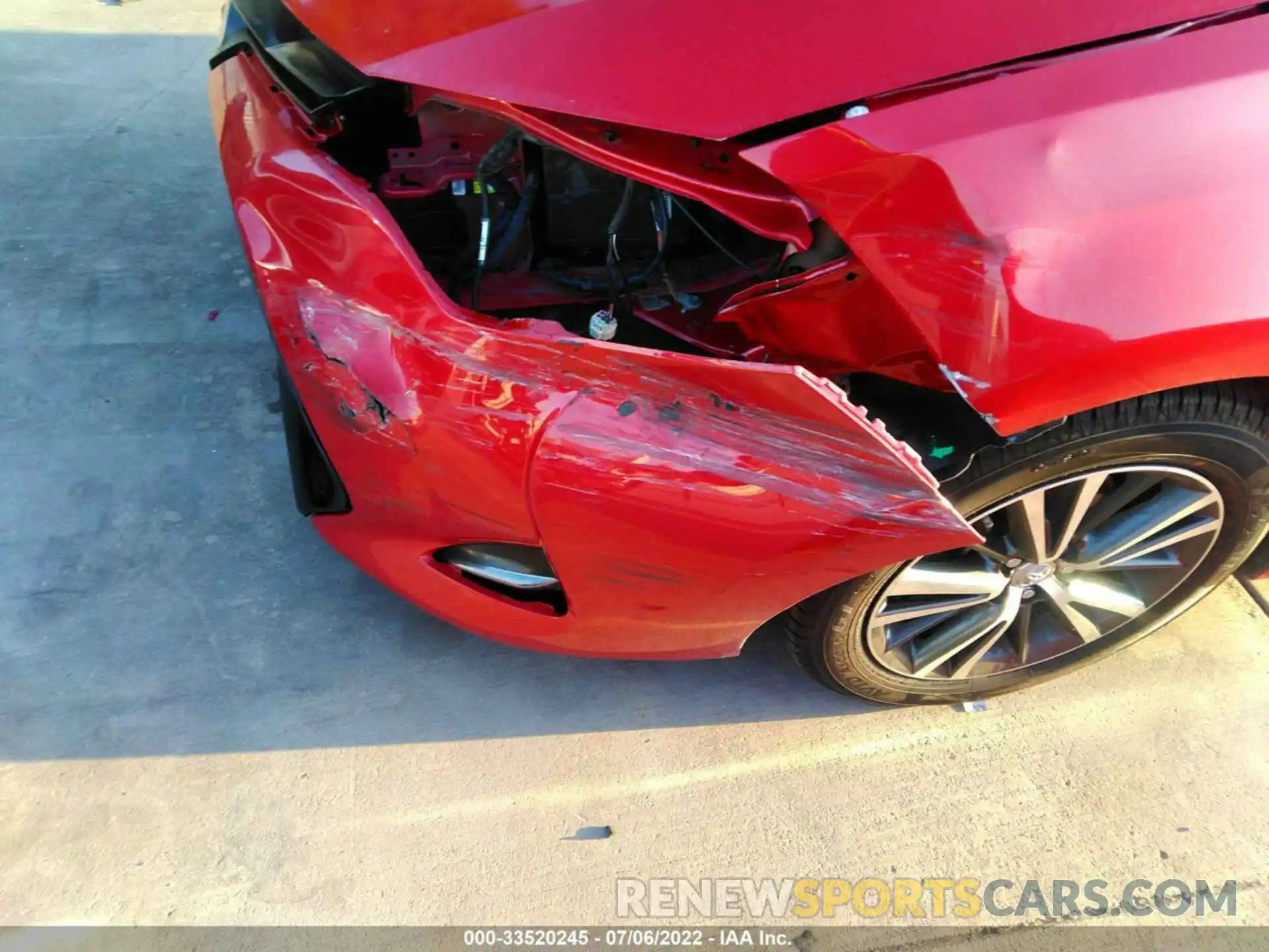 6 Photograph of a damaged car 5YFBURHE5KP940420 TOYOTA COROLLA 2019