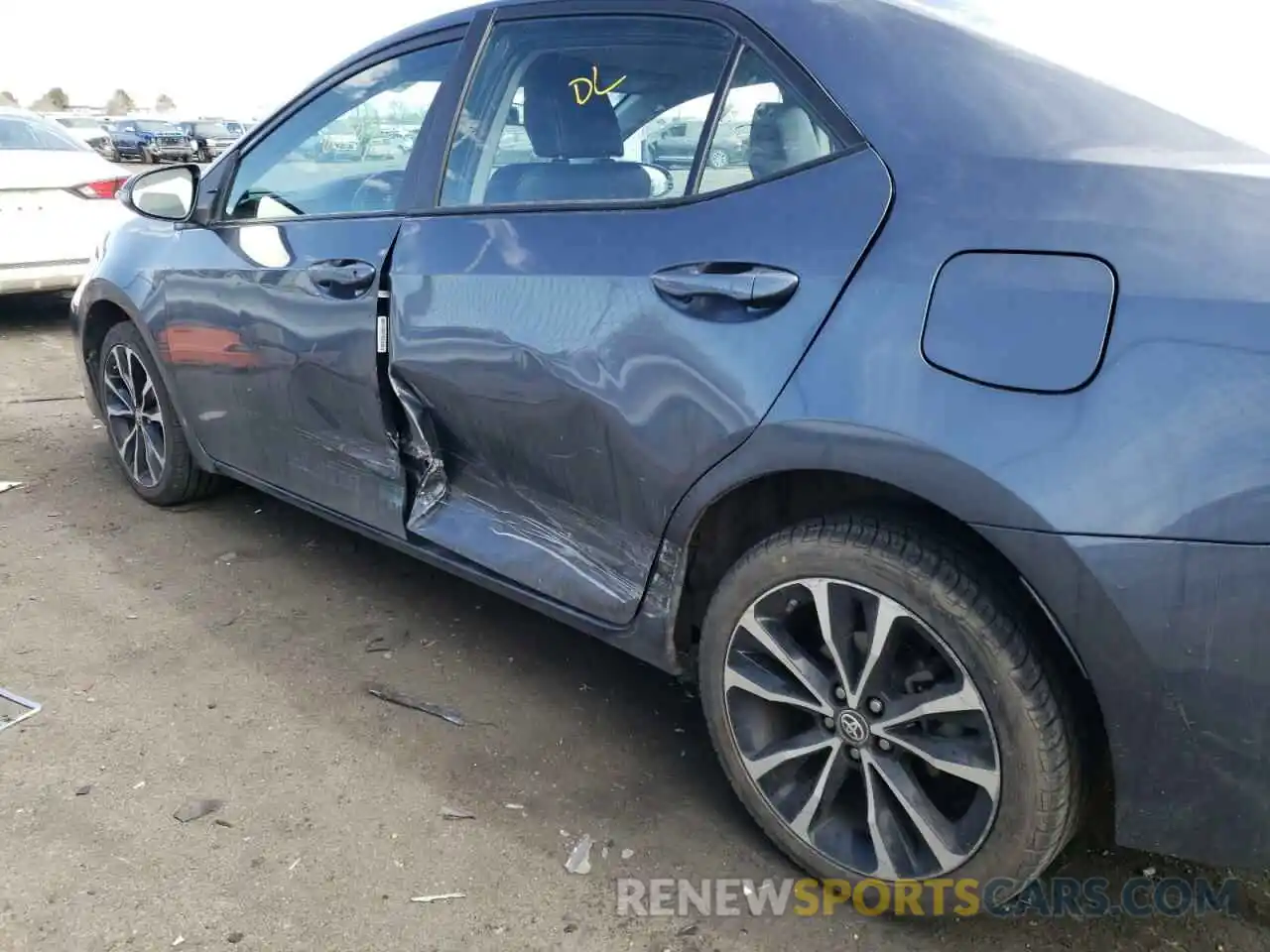 9 Photograph of a damaged car 5YFBURHE5KP941079 TOYOTA COROLLA 2019