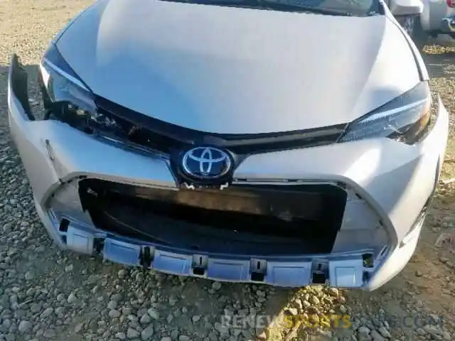 9 Photograph of a damaged car 5YFBURHE5KP941180 TOYOTA COROLLA 2019