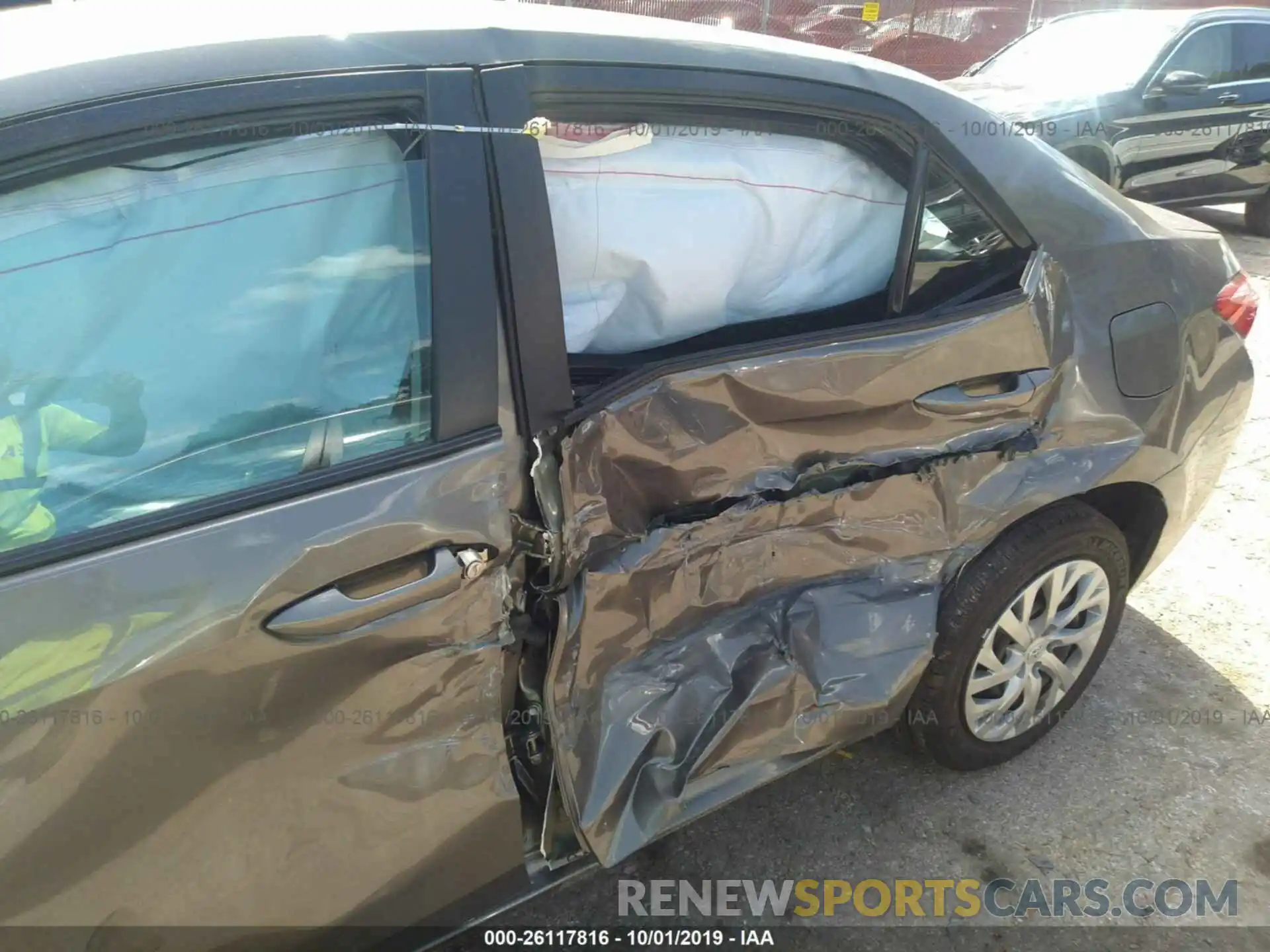 6 Photograph of a damaged car 5YFBURHE5KP941406 TOYOTA COROLLA 2019