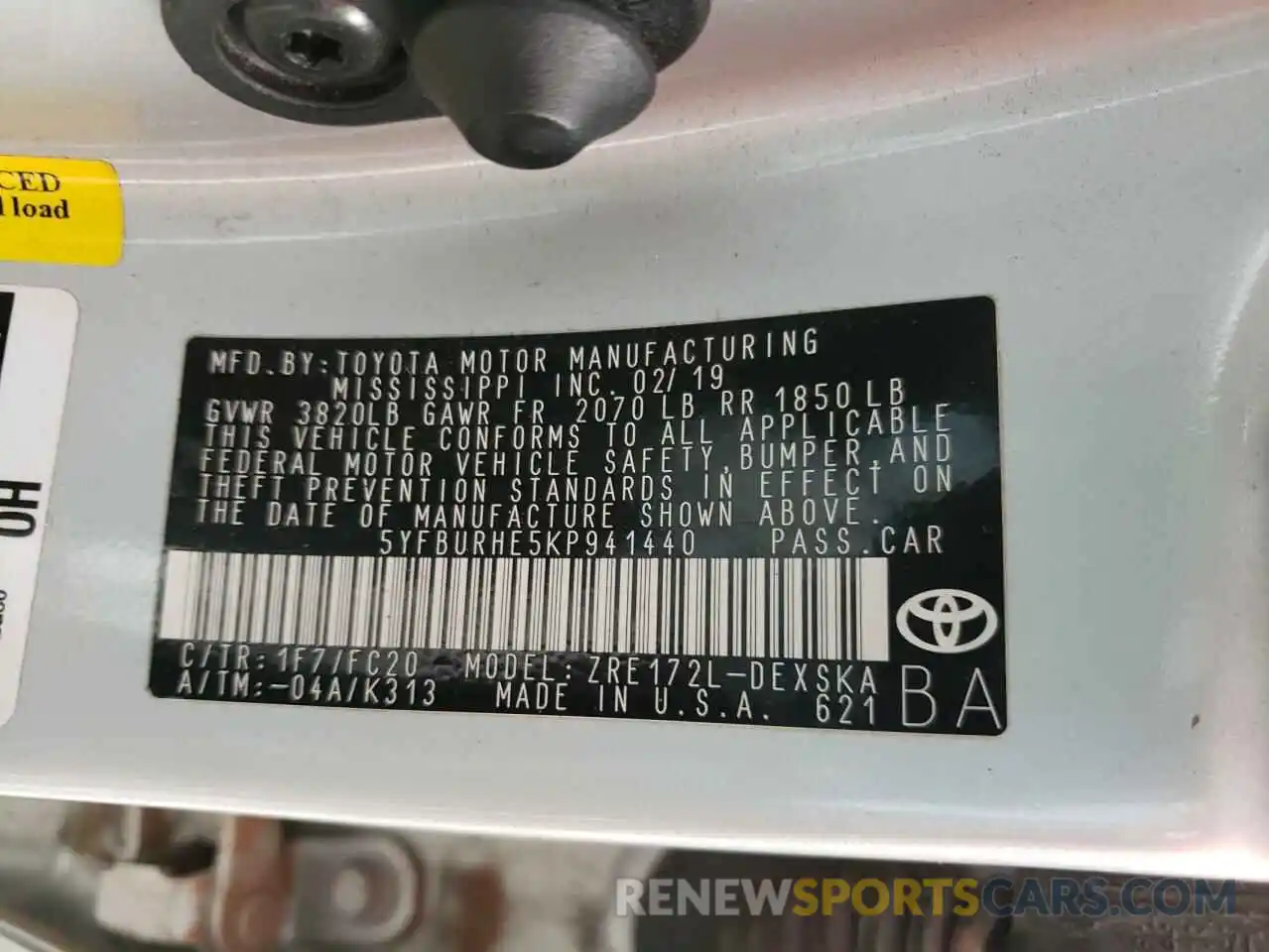 10 Photograph of a damaged car 5YFBURHE5KP941440 TOYOTA COROLLA 2019