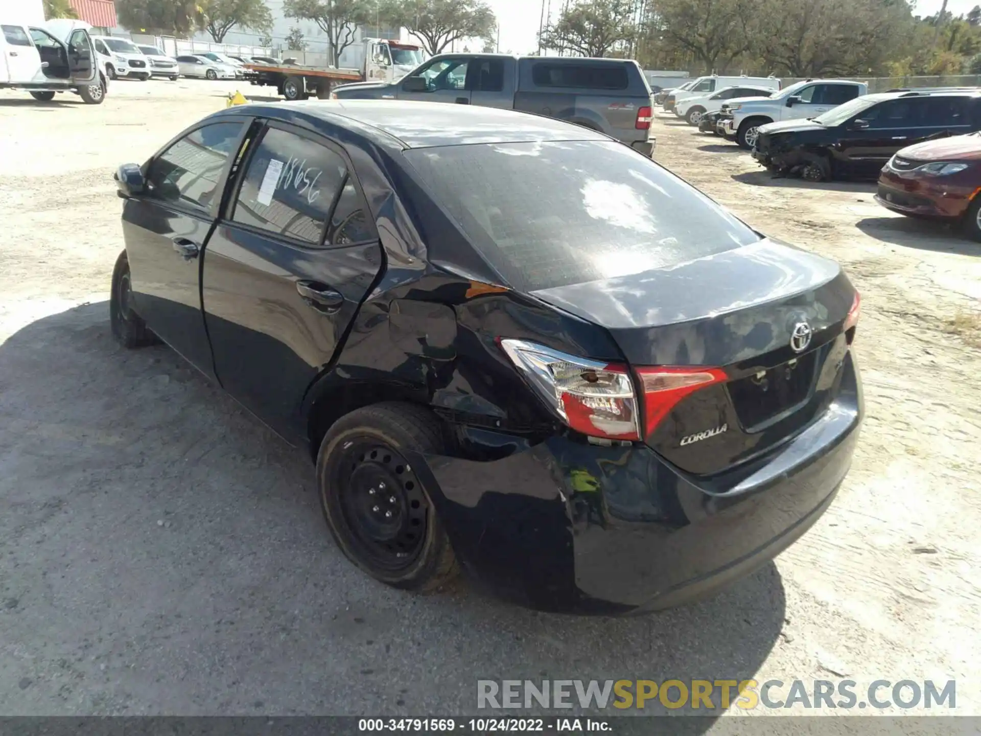 3 Photograph of a damaged car 5YFBURHE5KP942006 TOYOTA COROLLA 2019