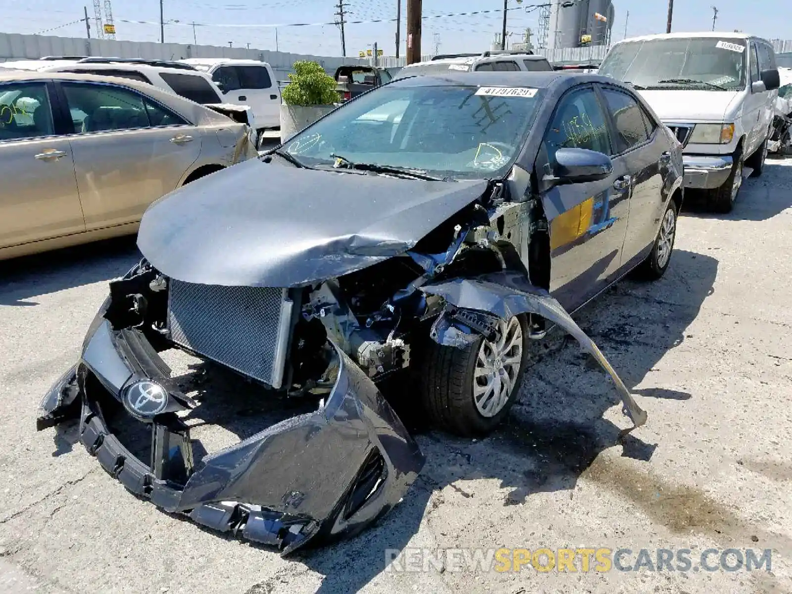 2 Photograph of a damaged car 5YFBURHE5KP942099 TOYOTA COROLLA 2019