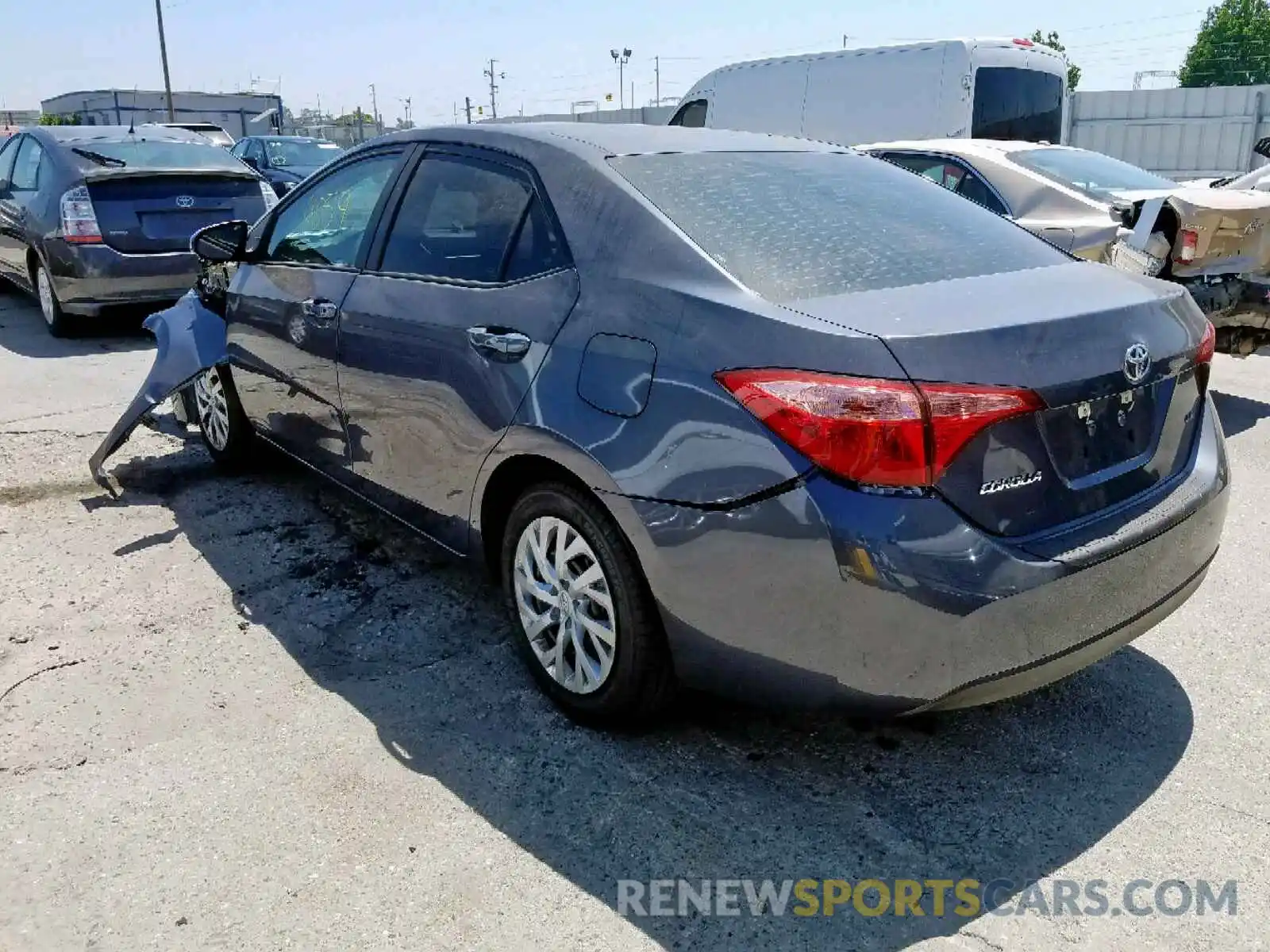 3 Photograph of a damaged car 5YFBURHE5KP942099 TOYOTA COROLLA 2019