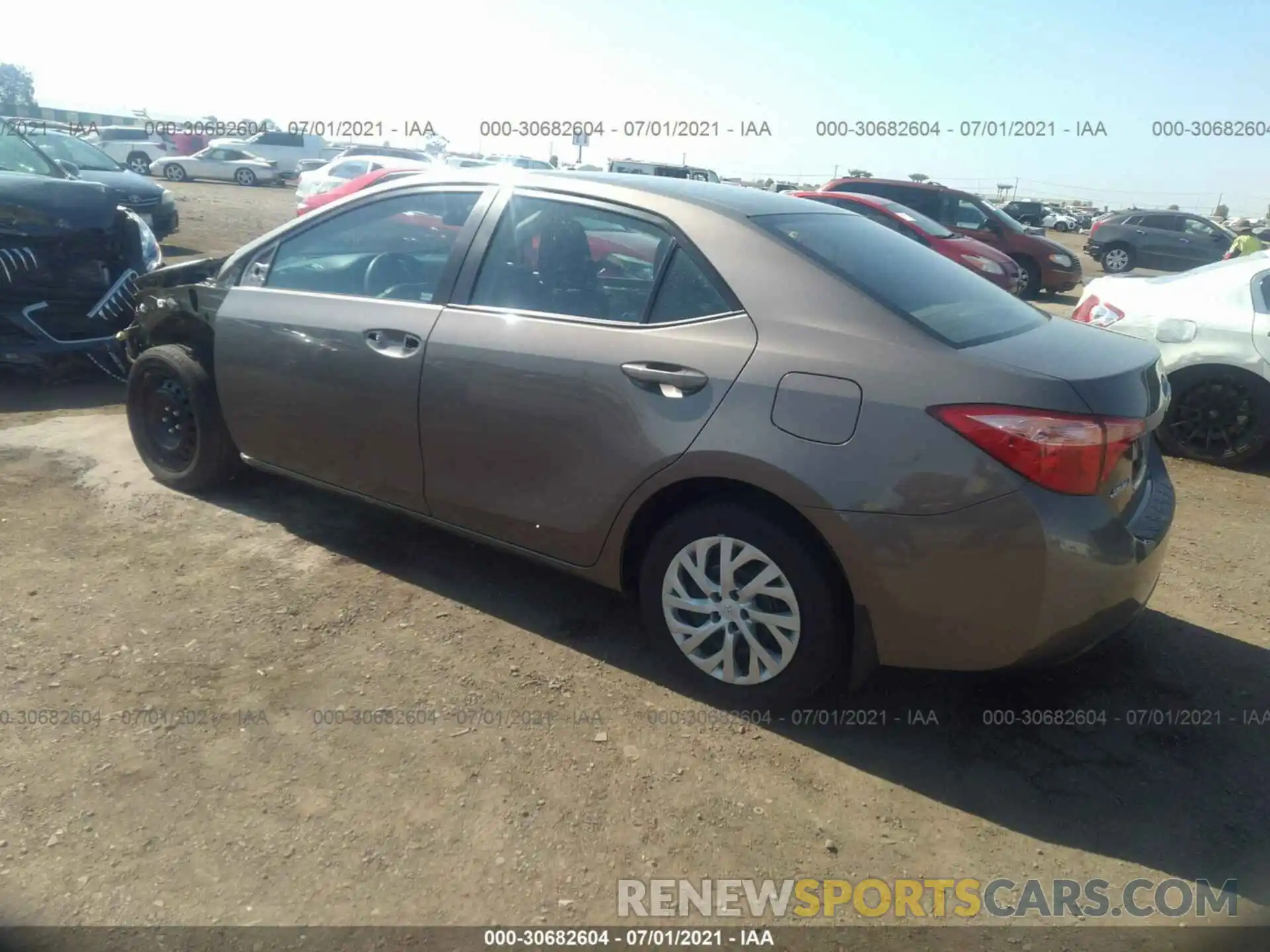 3 Photograph of a damaged car 5YFBURHE5KP942216 TOYOTA COROLLA 2019